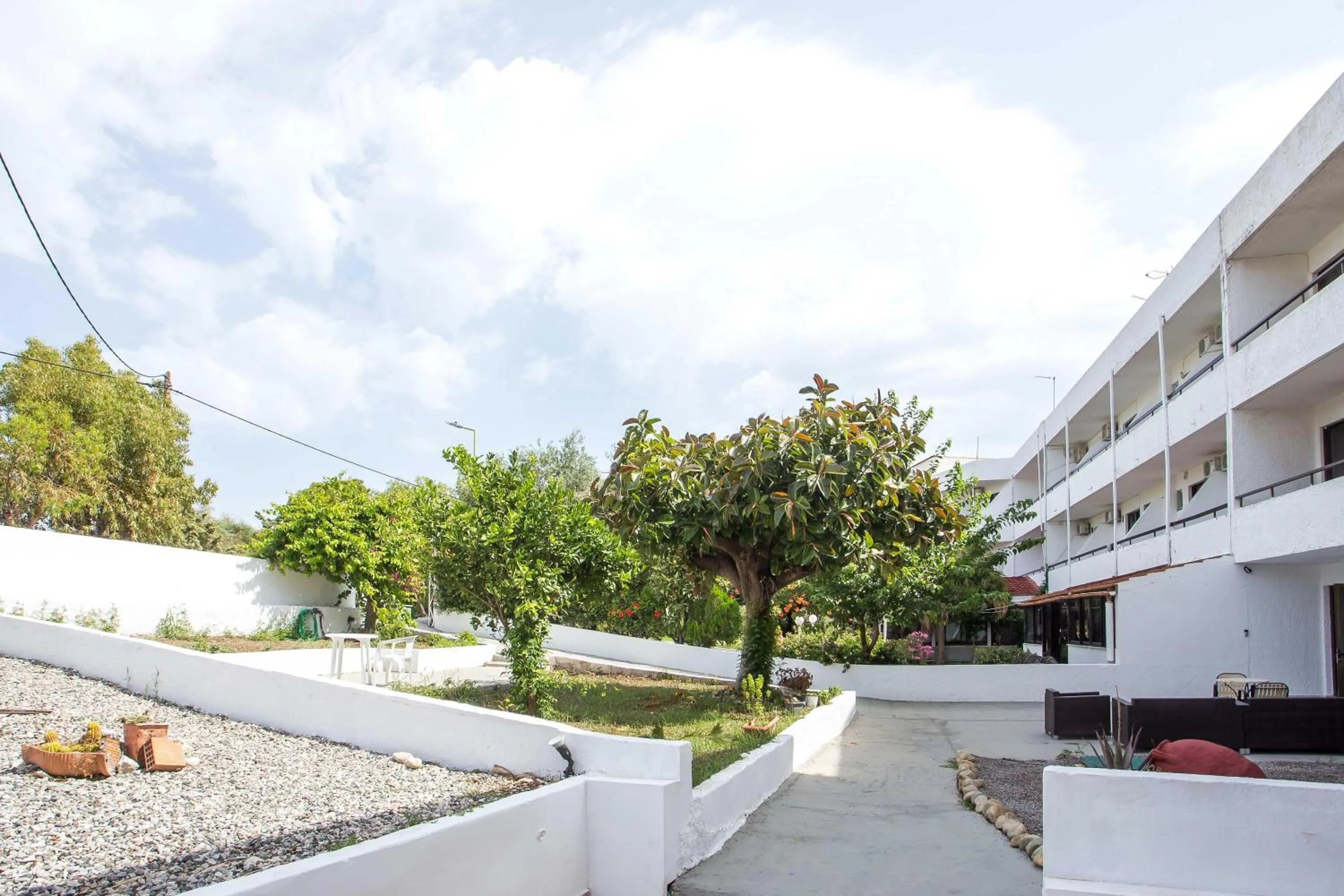 Photo of the whole room in Nikos BnB