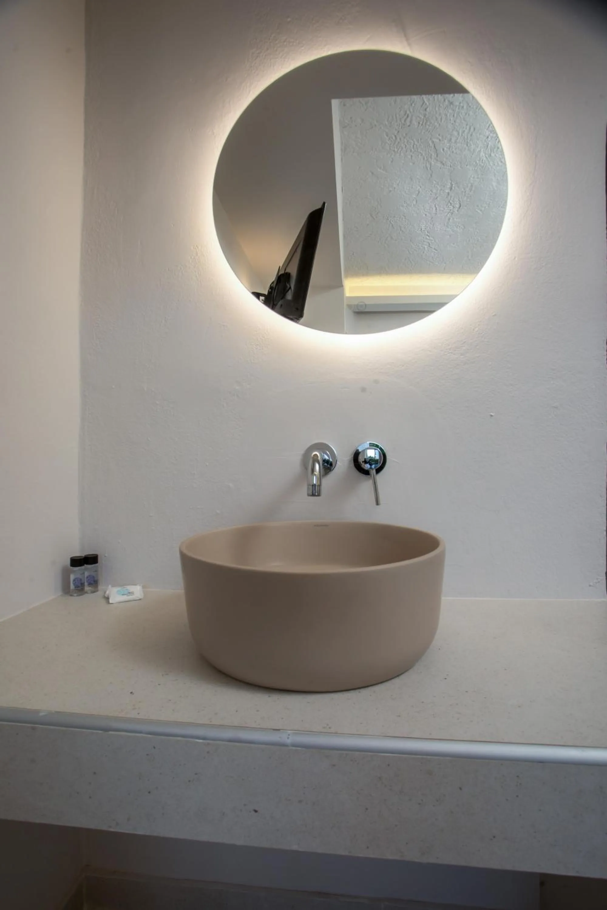 Bathroom in Nikos BnB