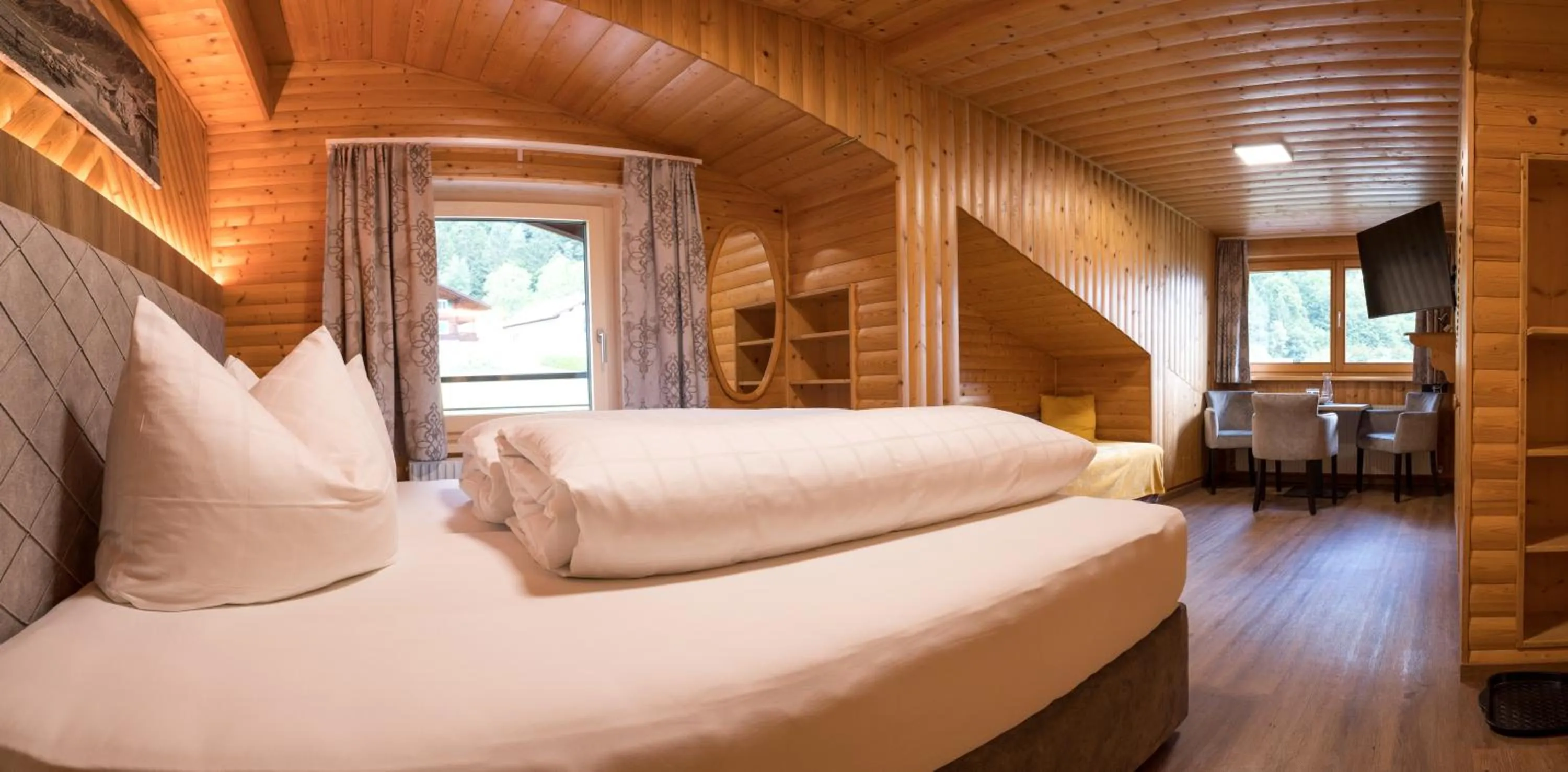 Photo of the whole room, Bed in Sonnenhang Montafon