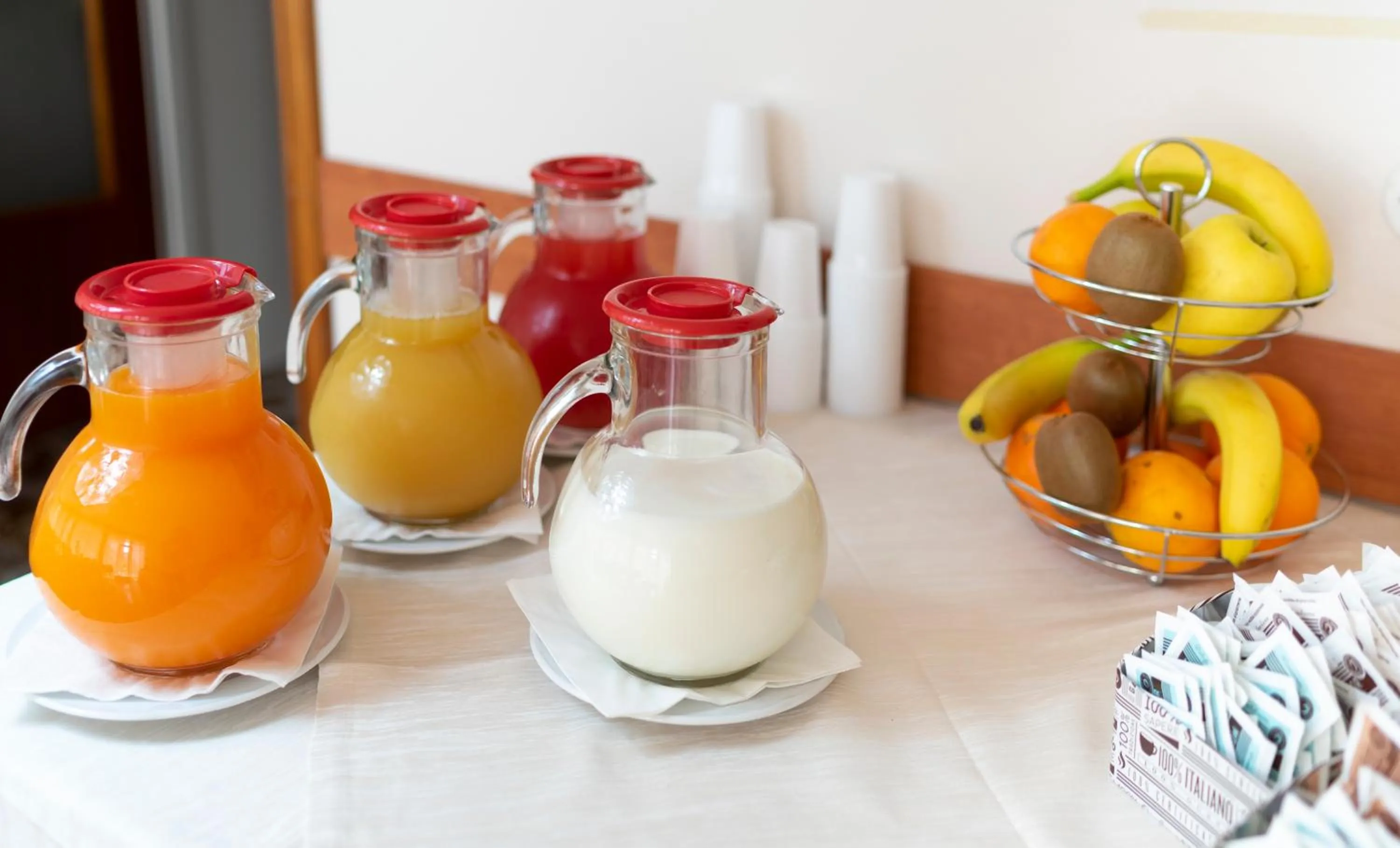 Food and drinks in Hotel Mara