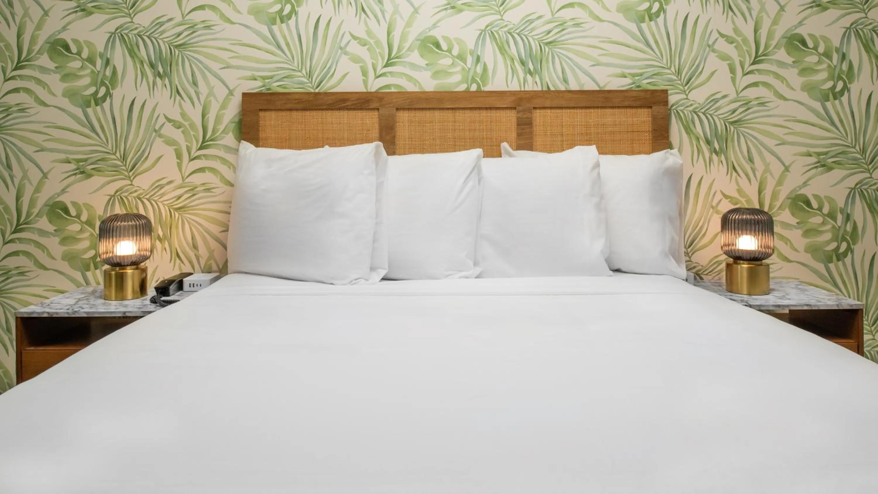 Bed in The LEEF Hotel