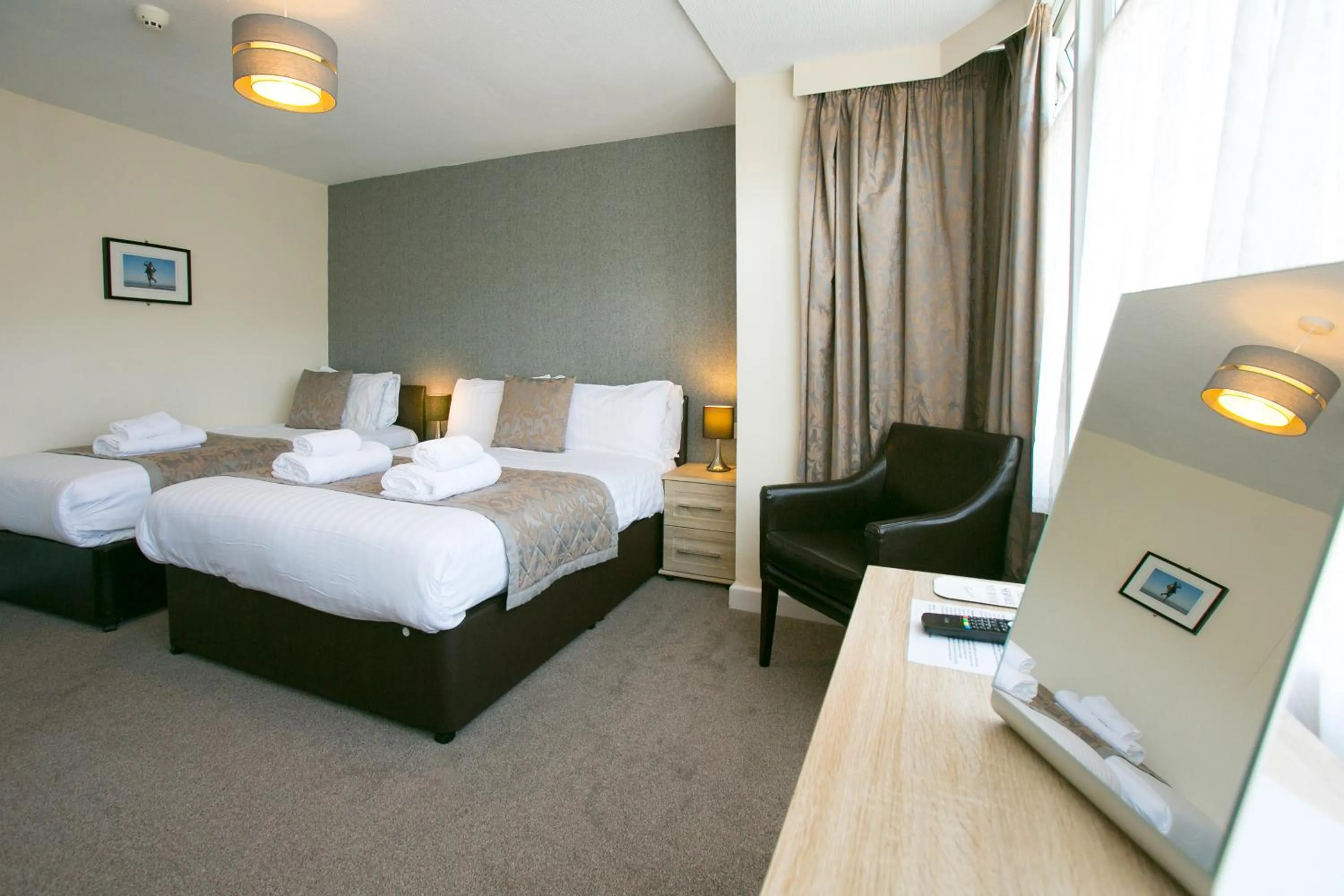 Bathroom in The Auckland Hotel