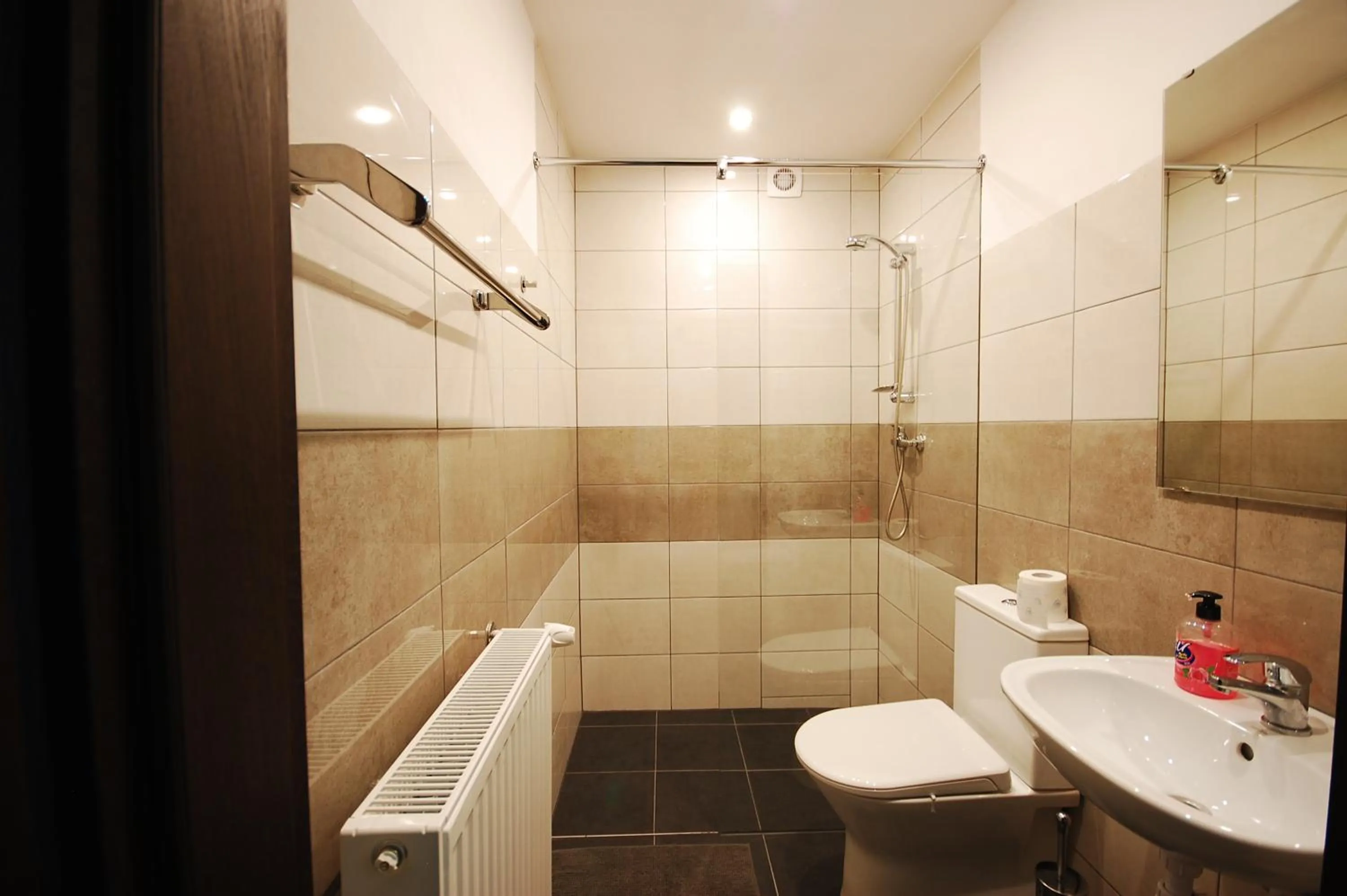 Other in Hipnotic B&B