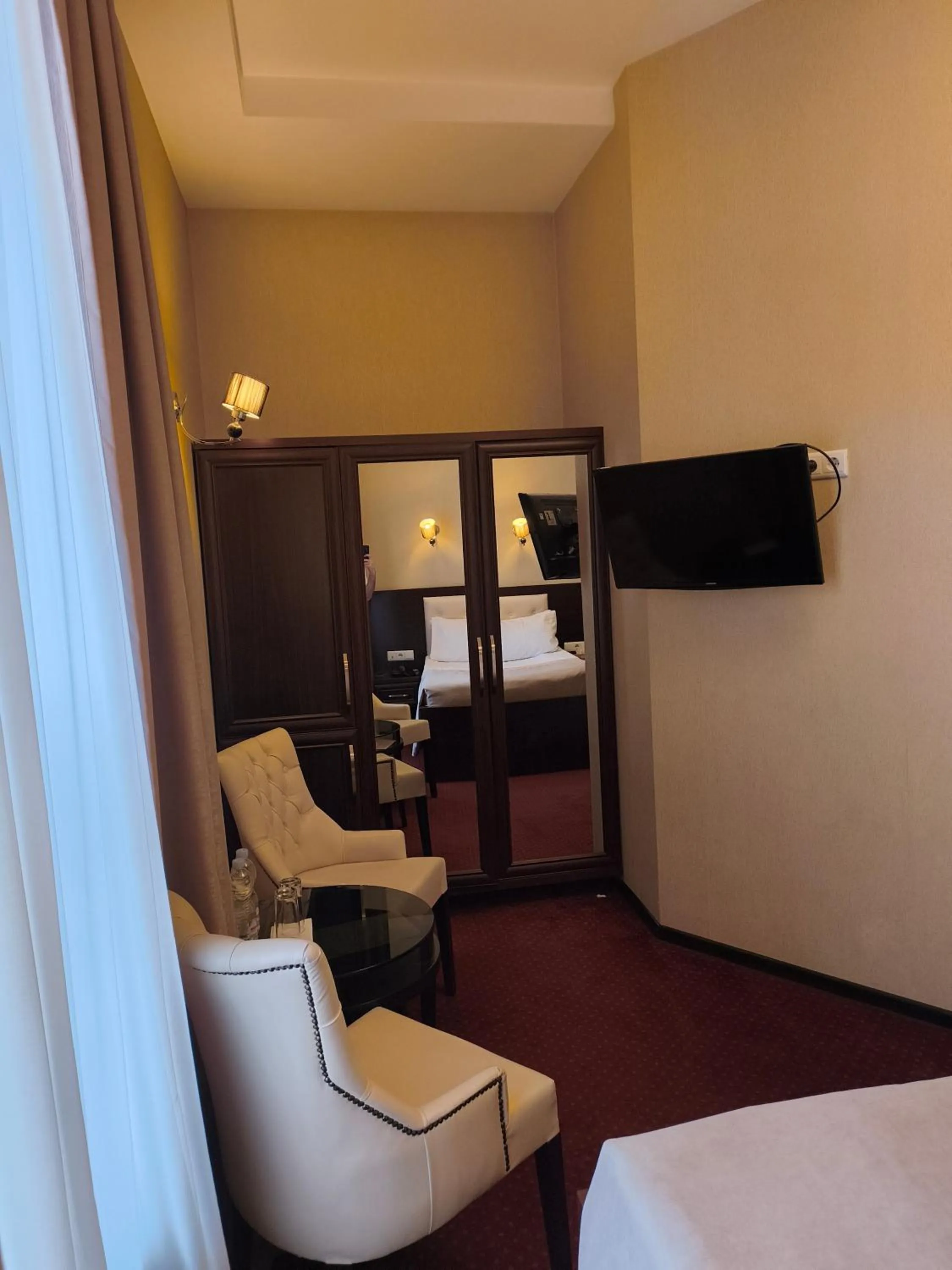 TV and multimedia in Marionn Hotel