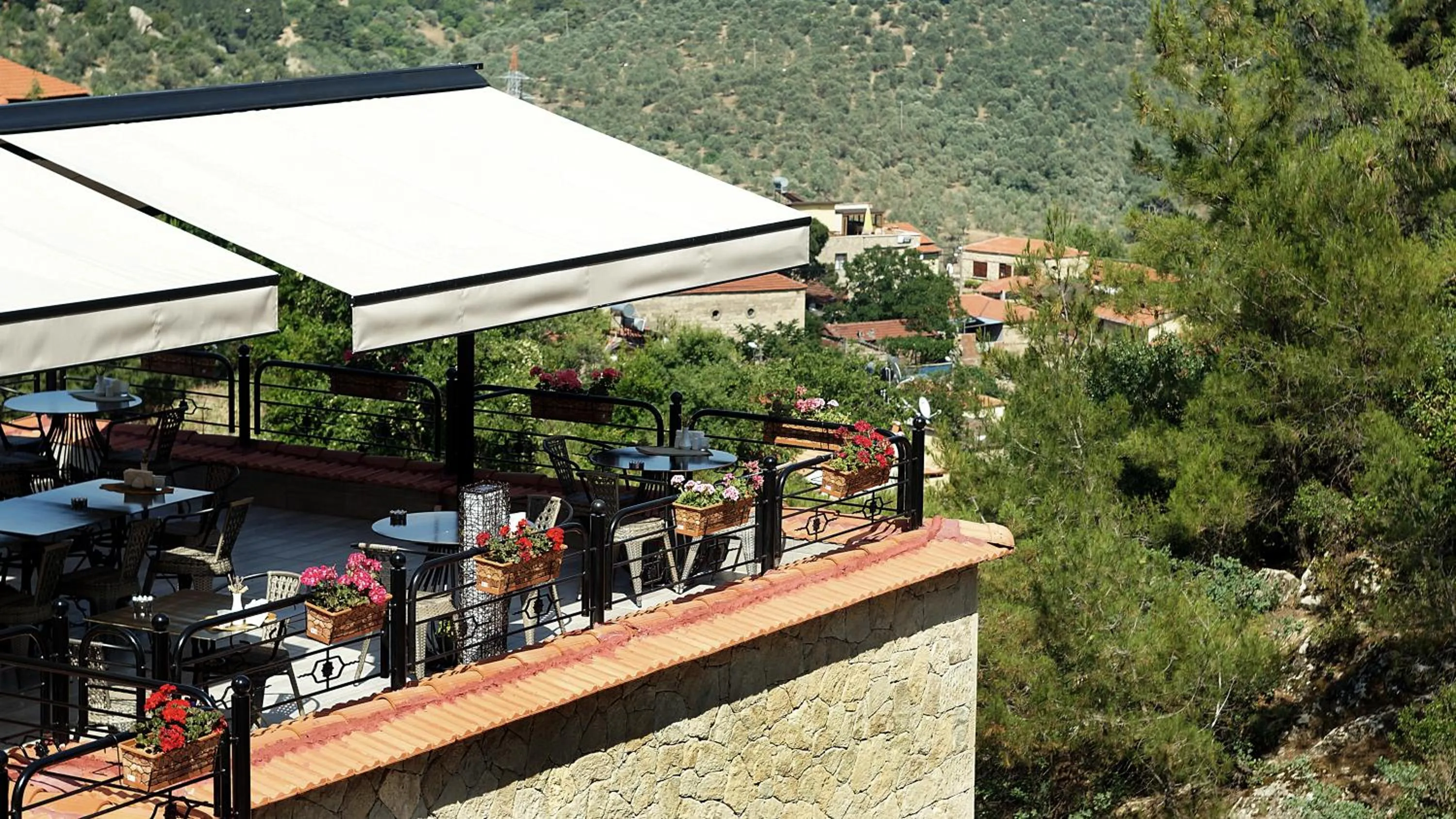 Mountain view in Kazdaglari Karye Müze Hotel