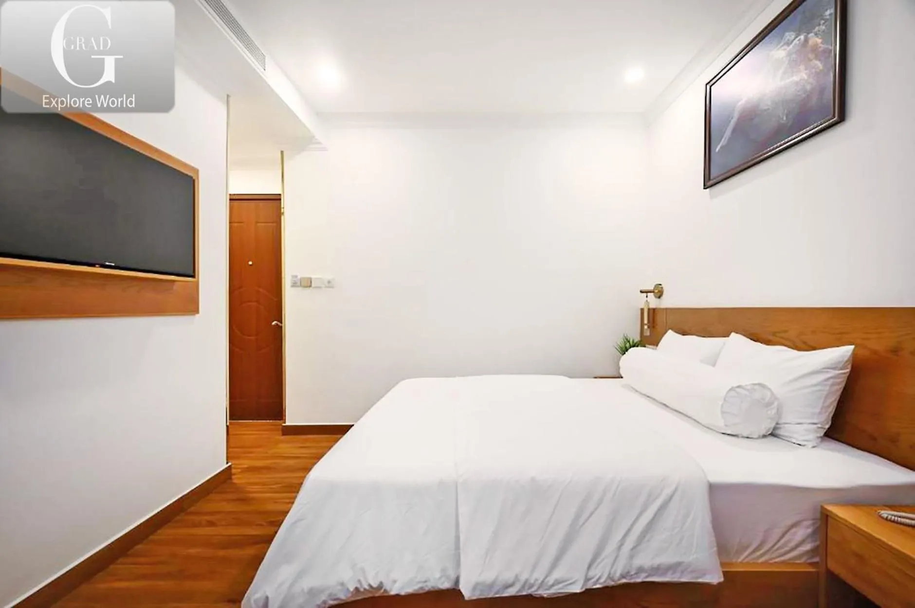 Photo of the whole room in Ly Ly Hotel 2