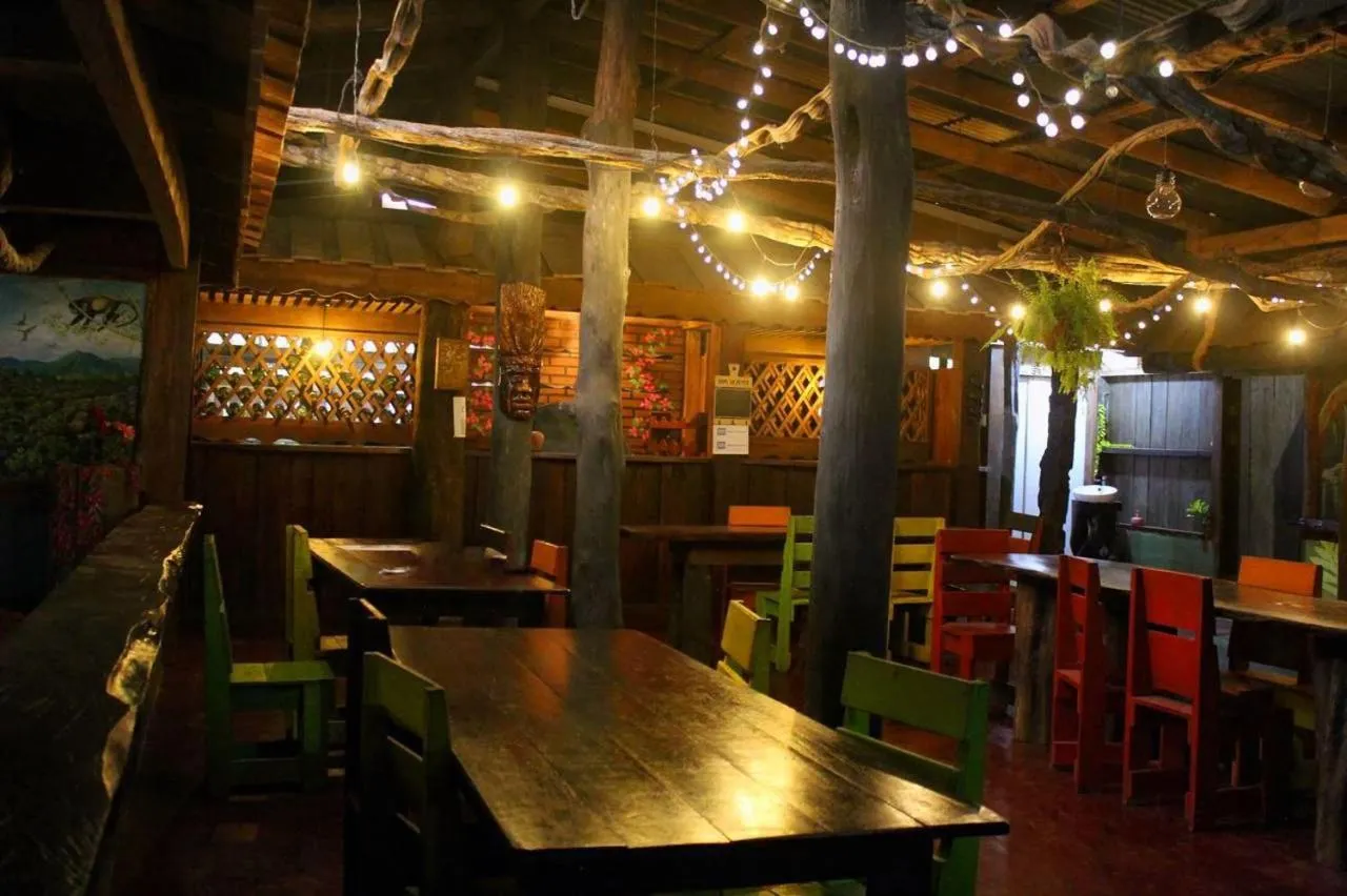 Restaurant/places to eat in Mirador Prendas