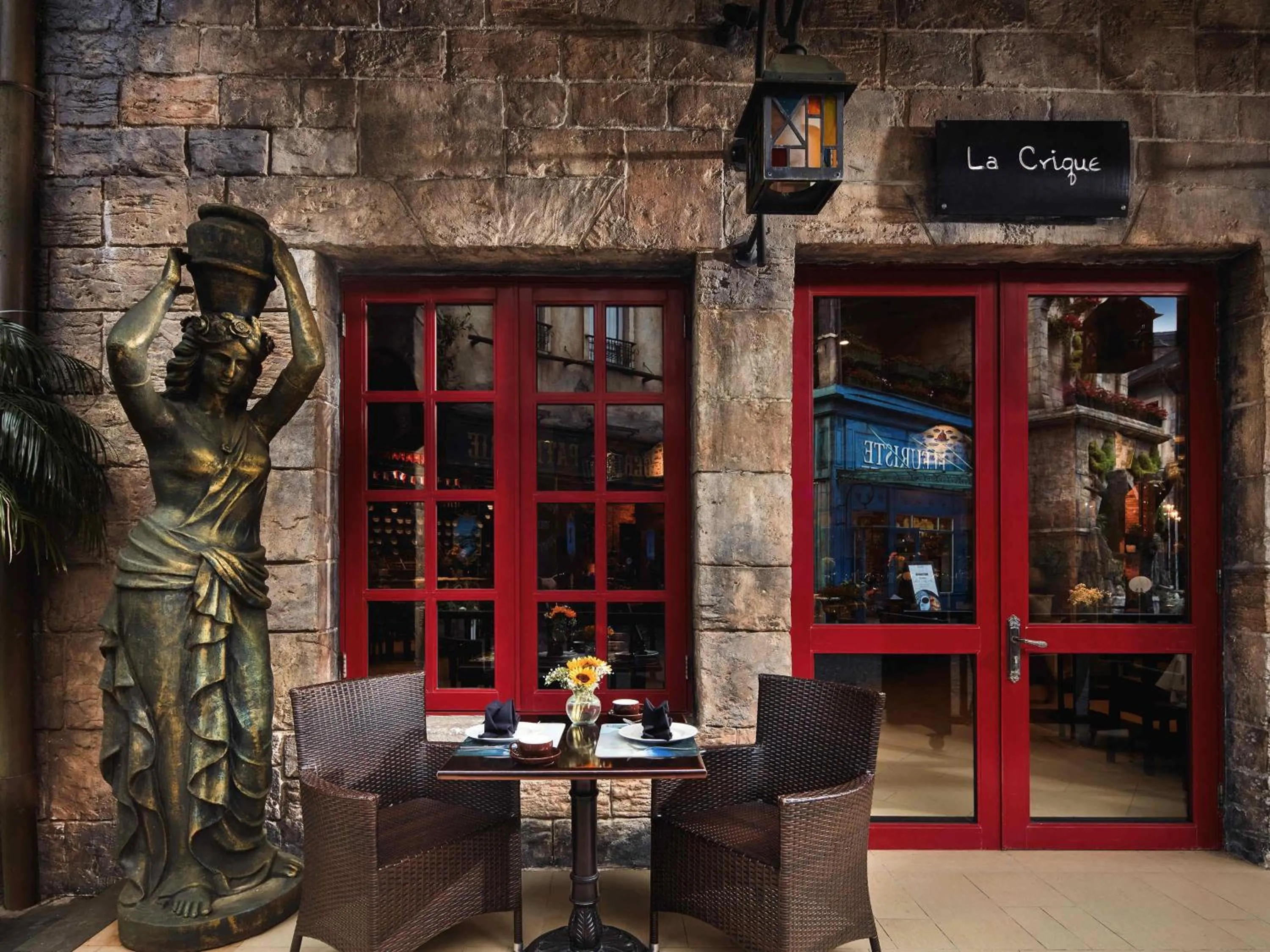 Restaurant/places to eat in Mercure Danang French Village Bana Hills