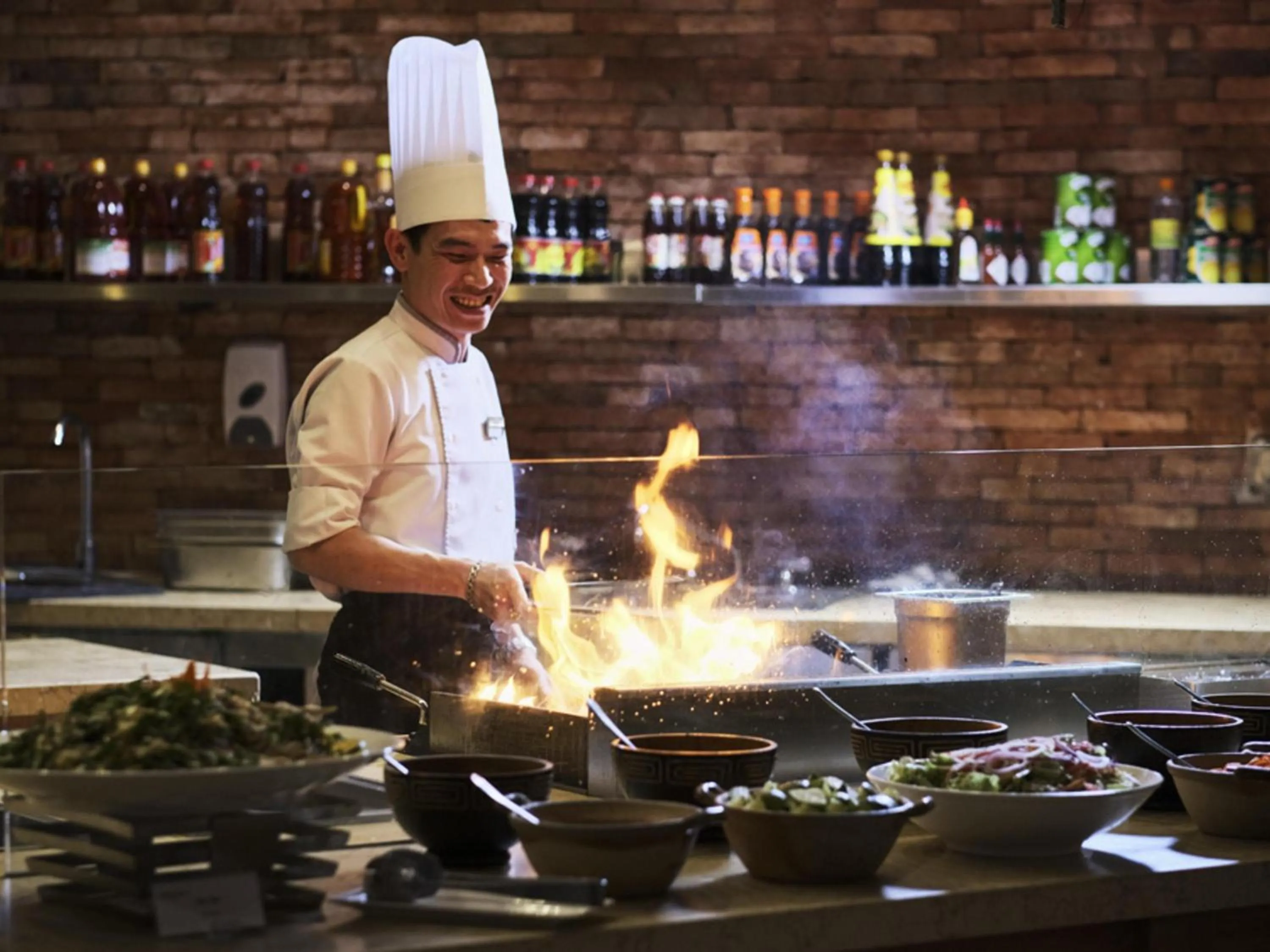 Restaurant/places to eat in Mercure Danang French Village Bana Hills