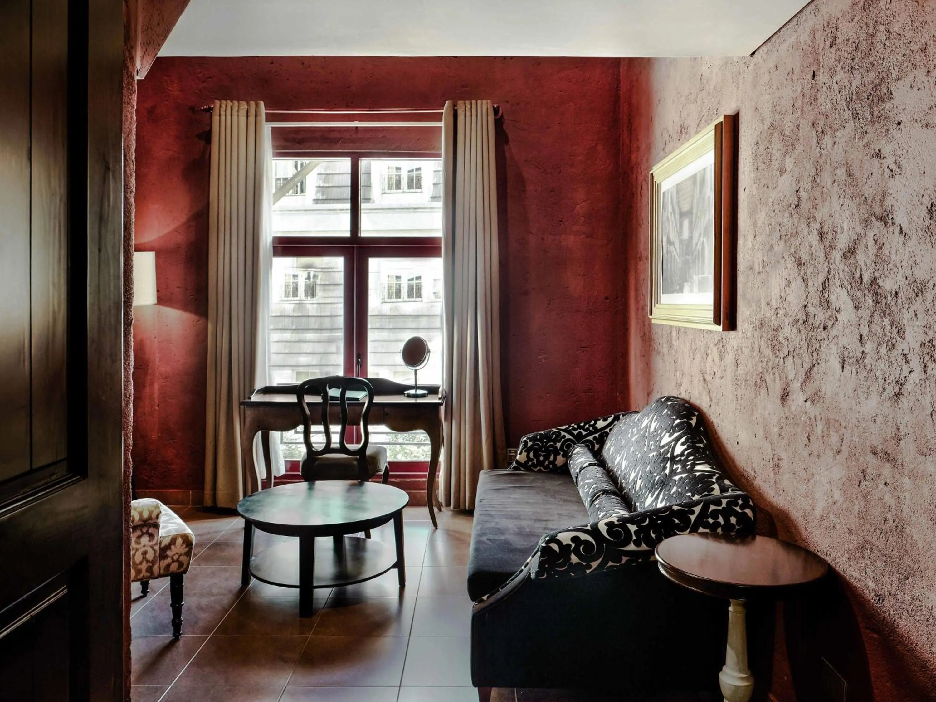 Photo of the whole room in Mercure Danang French Village Bana Hills