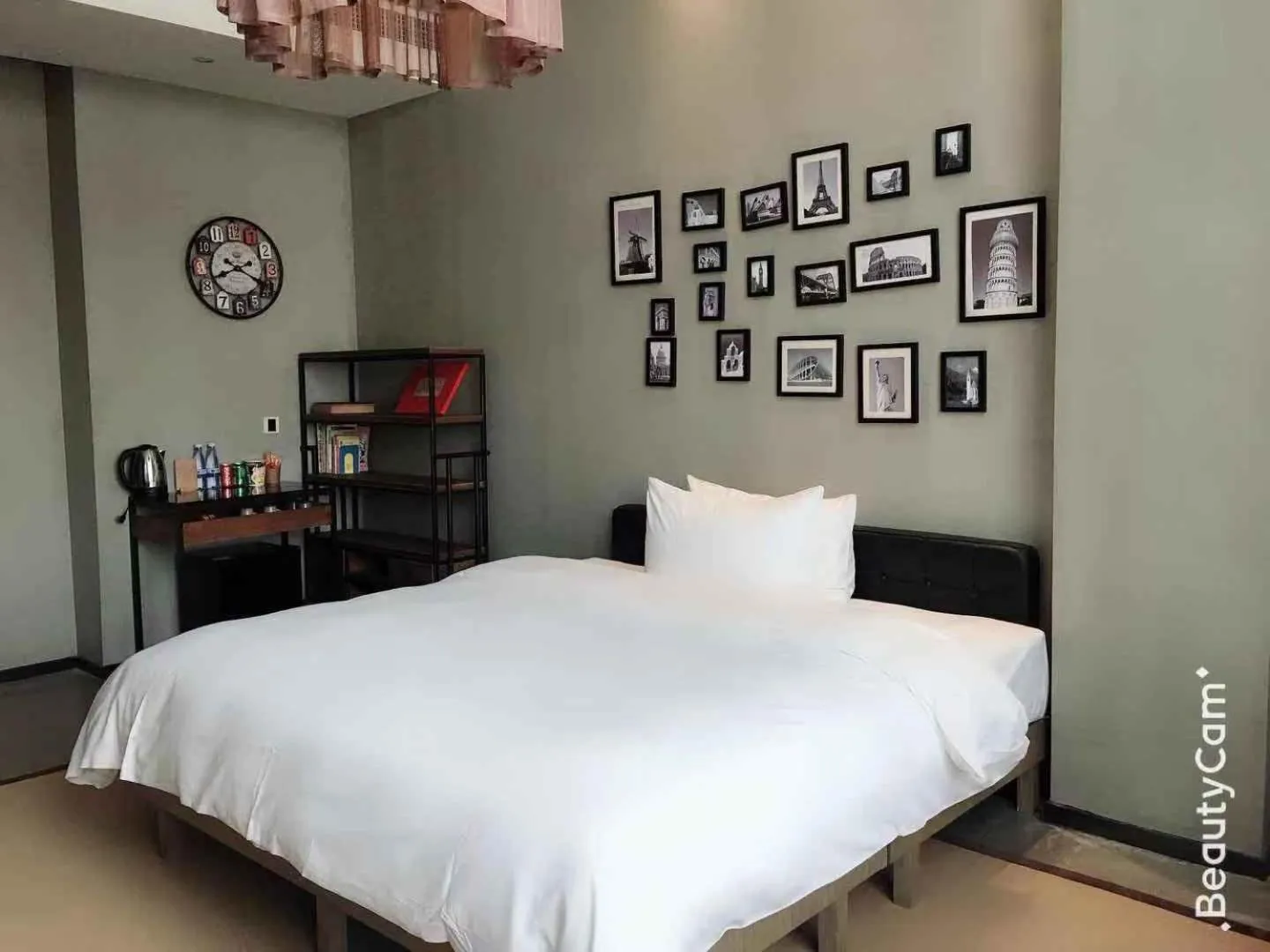 Other, Bed in Time Tunnel Designer Hotel Xi'an