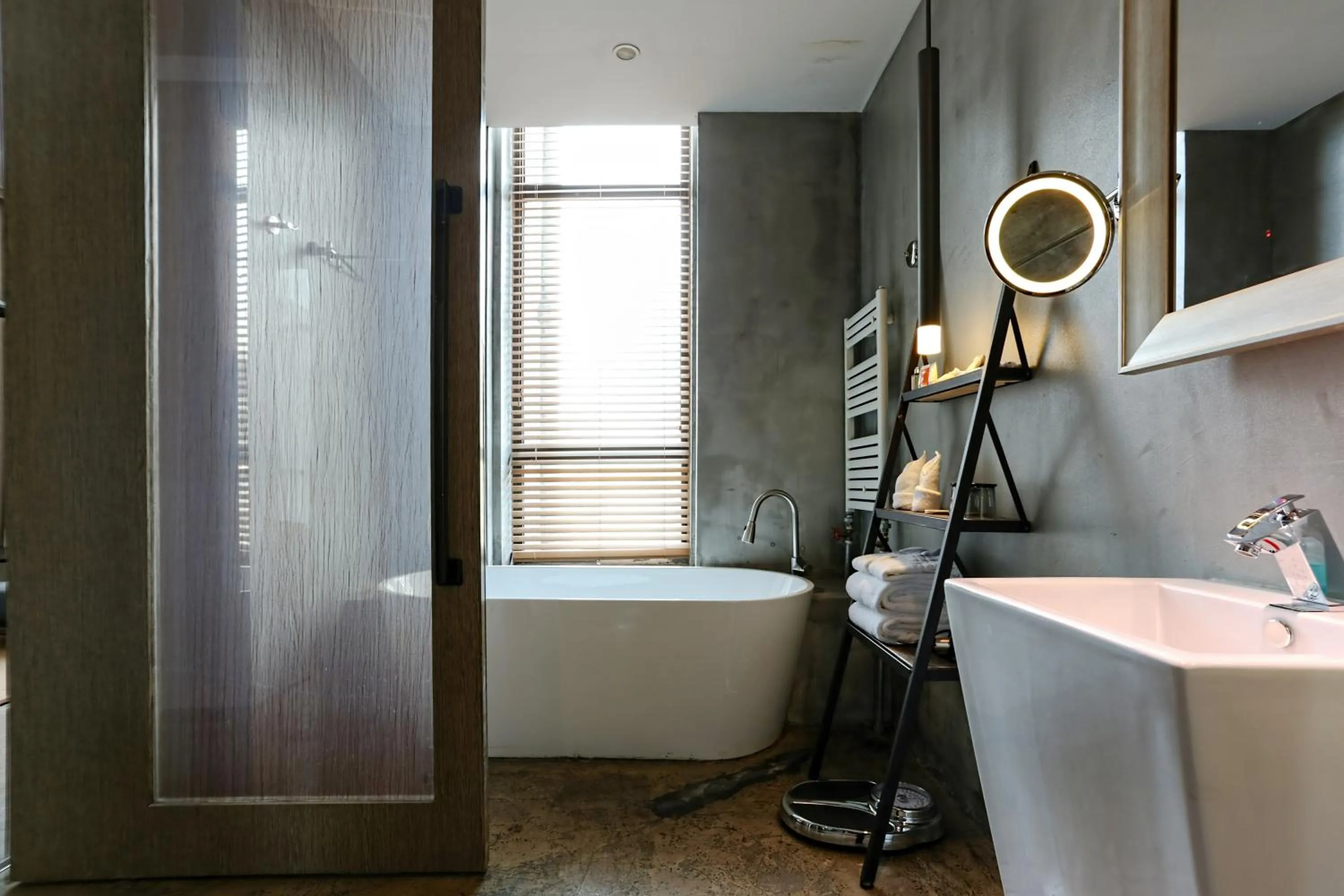 Bathroom in Time Tunnel Designer Hotel Xi'an