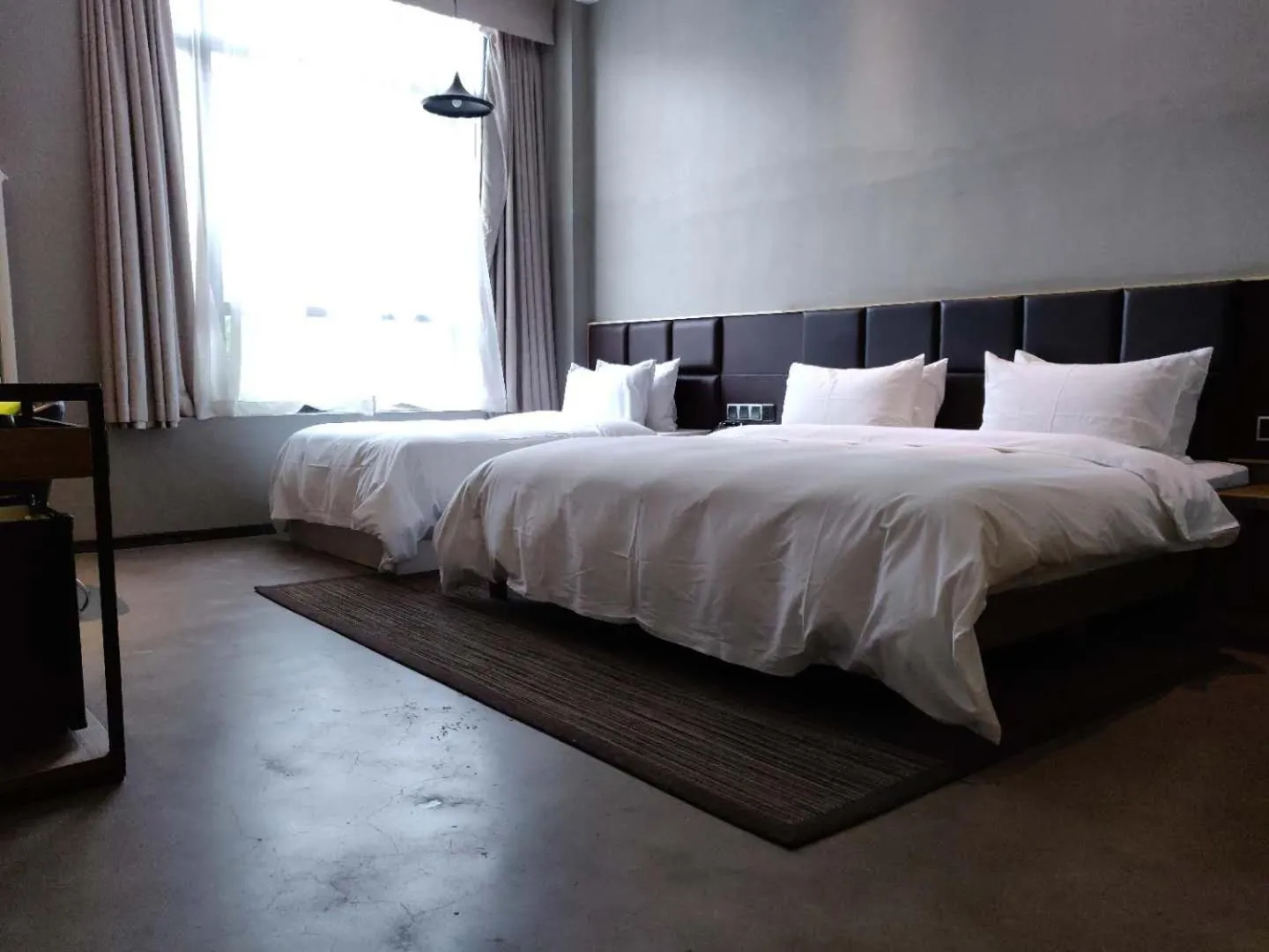 Bed in Time Tunnel Designer Hotel Xi'an