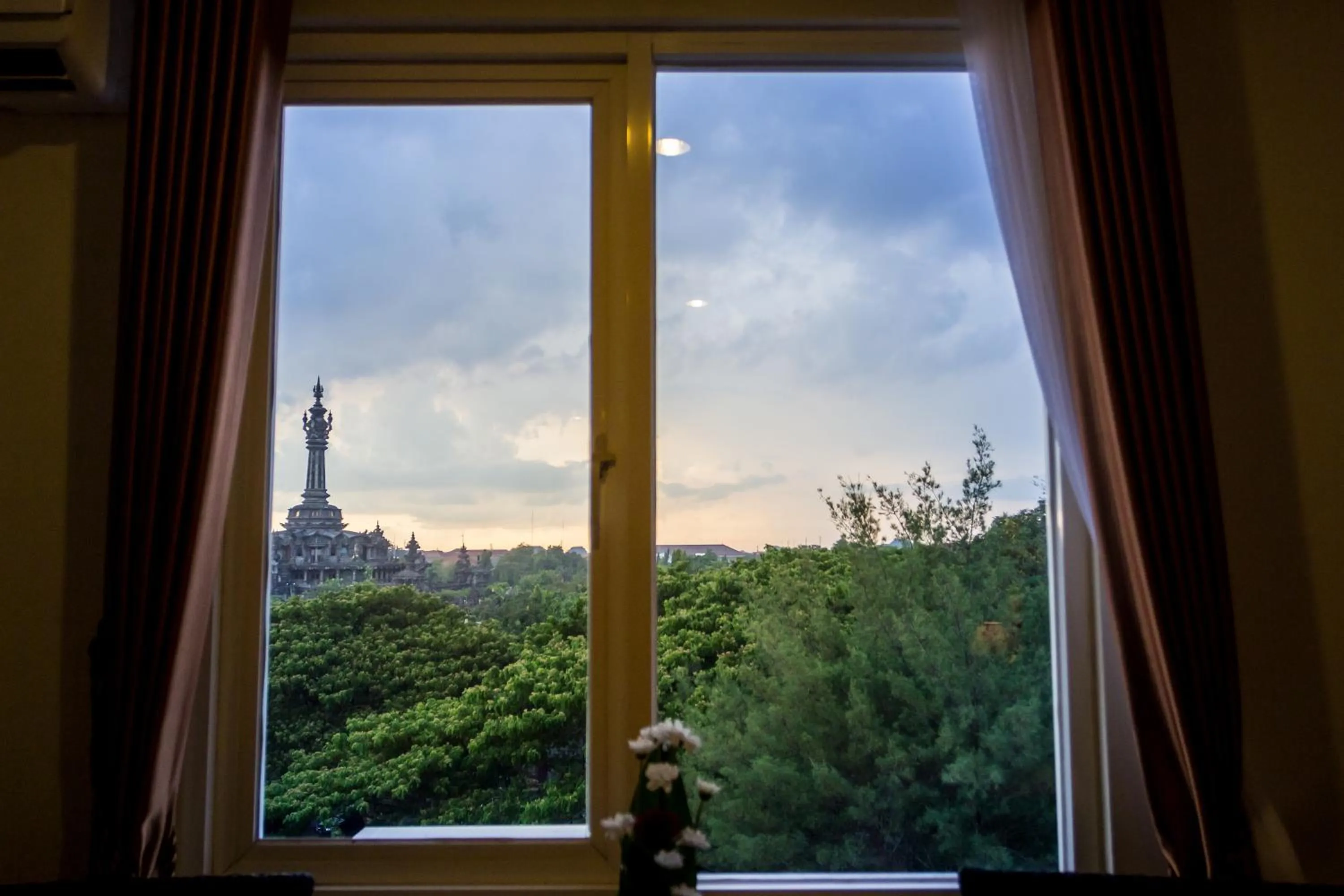 Landmark view in Mahatma Residence