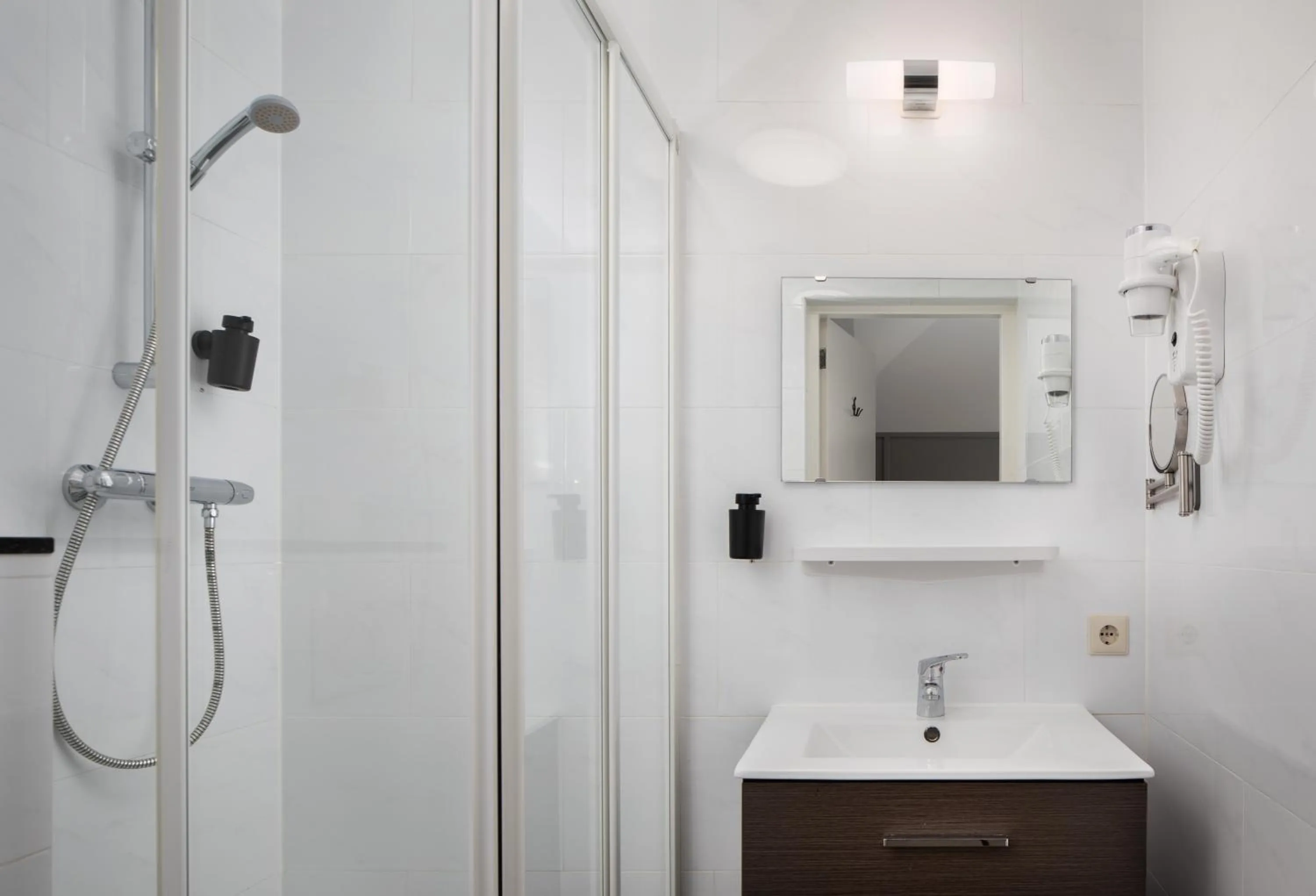 Shower in Hotel Light