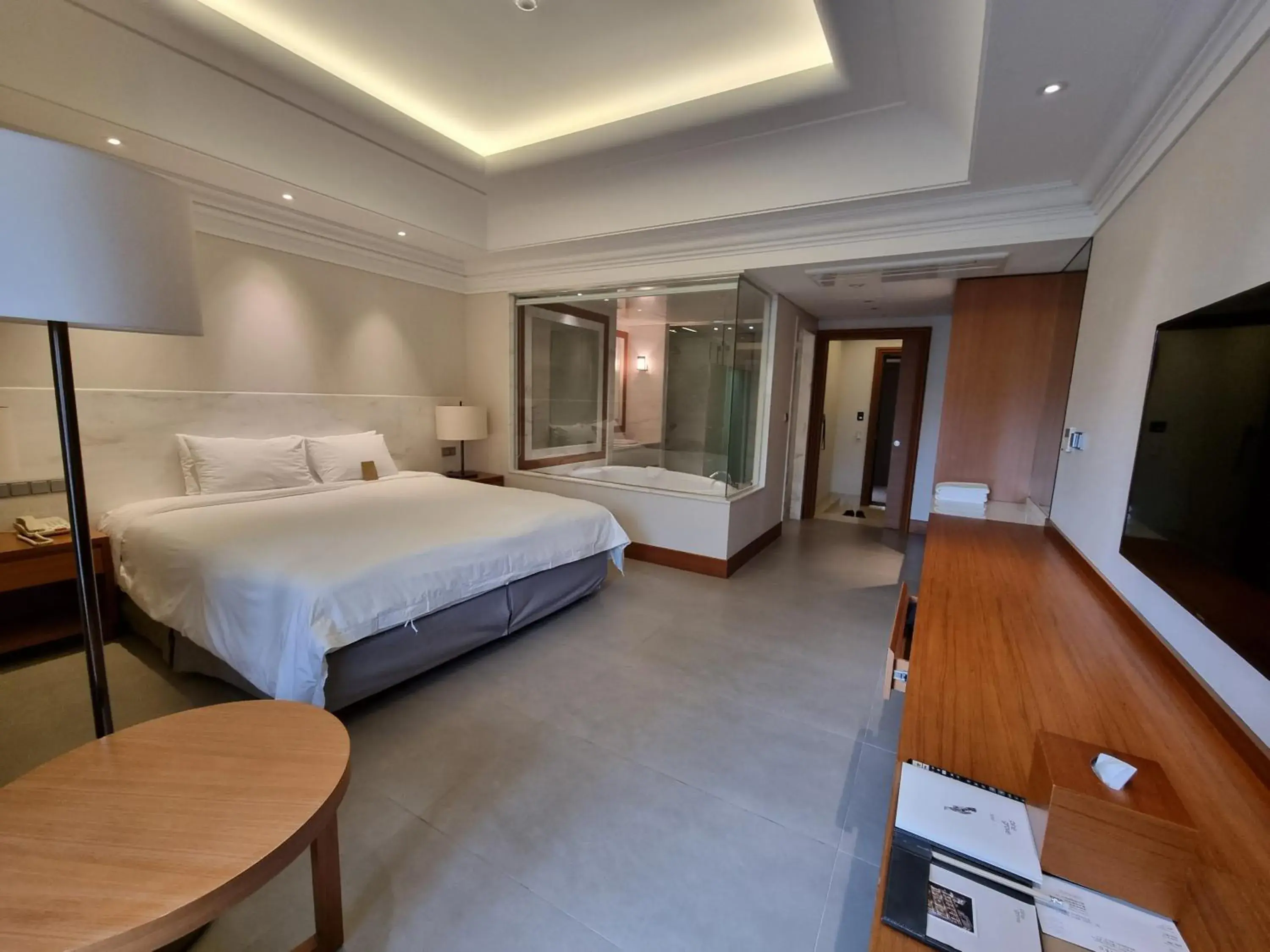 Large Double Room in Pinegrove Hotel Large Double Room in Pinegrove Hotel