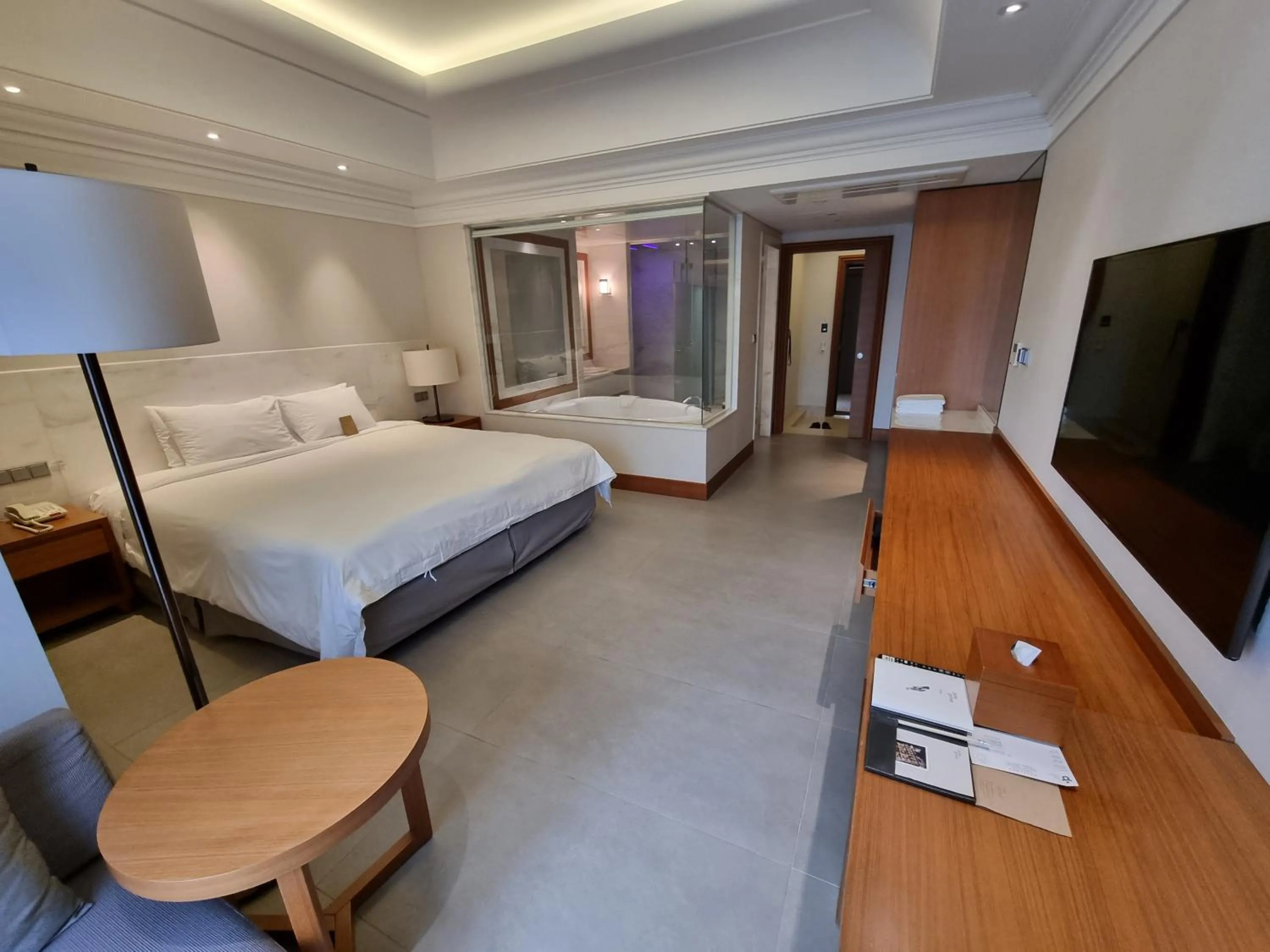 Bed in Pinegrove Hotel