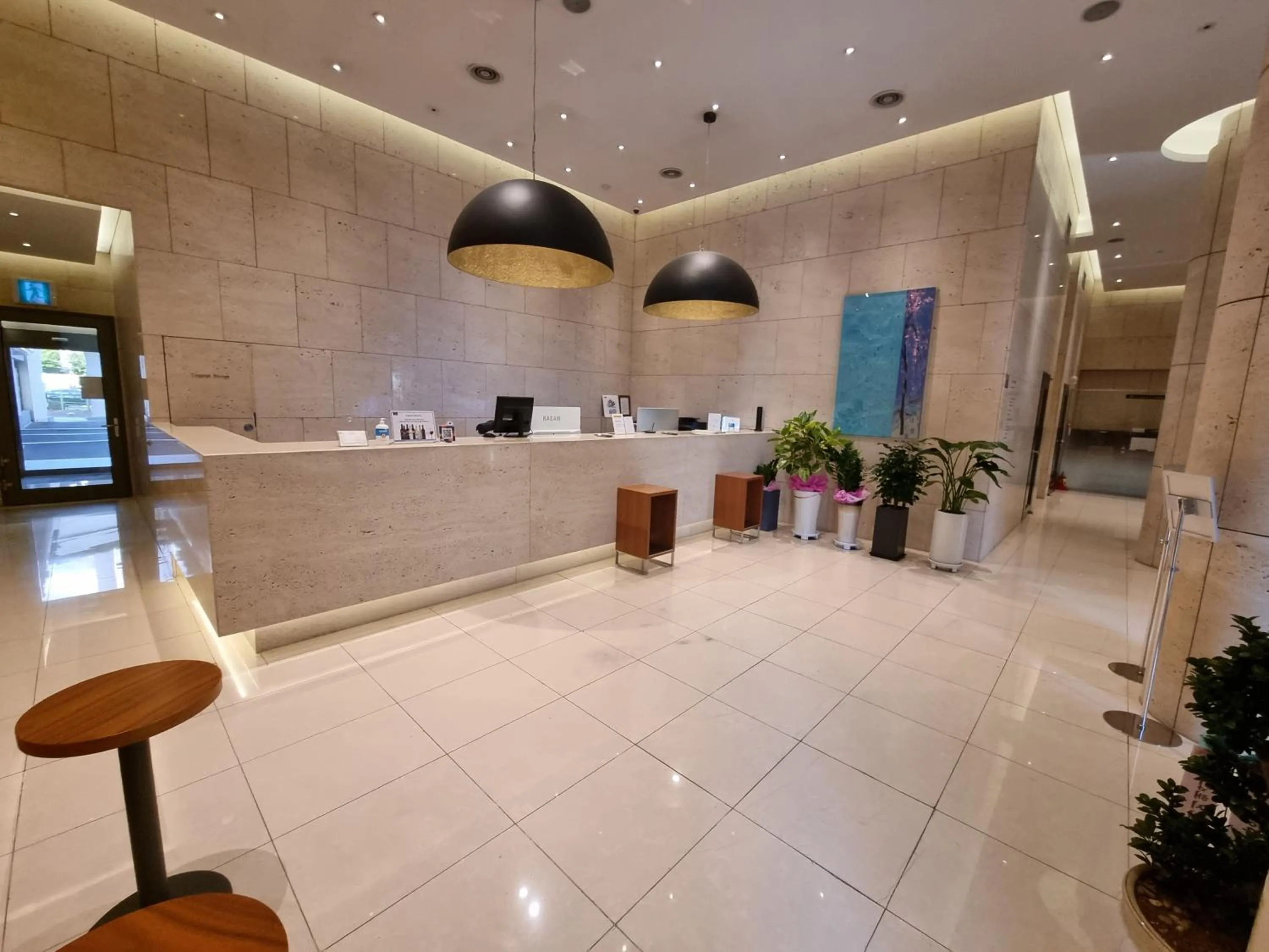 Lobby or reception in Pinegrove Hotel