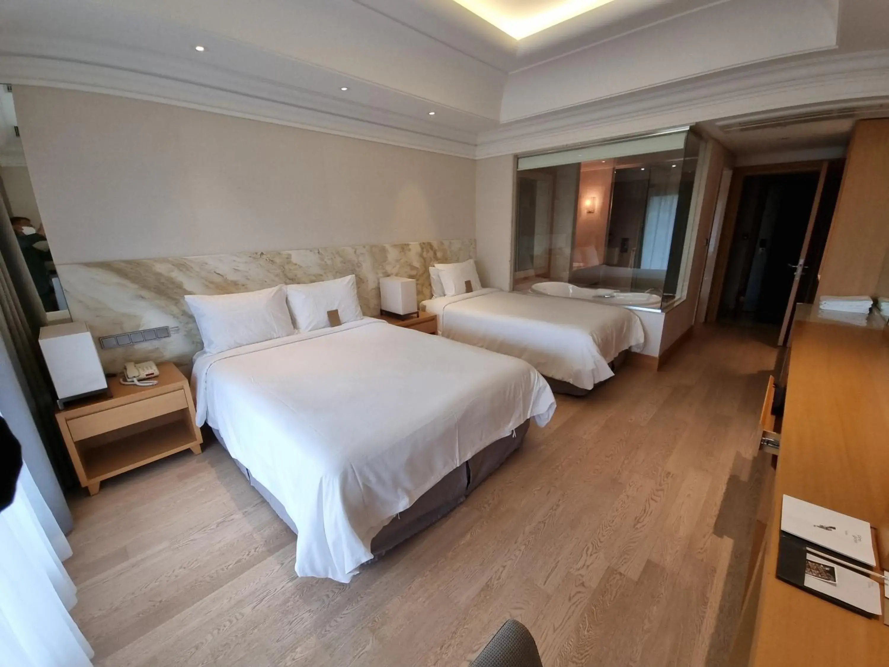 Deluxe Family Twin Room (Park view) in Pinegrove Hotel Deluxe Family Twin Room (Park view) in Pinegrove Hotel