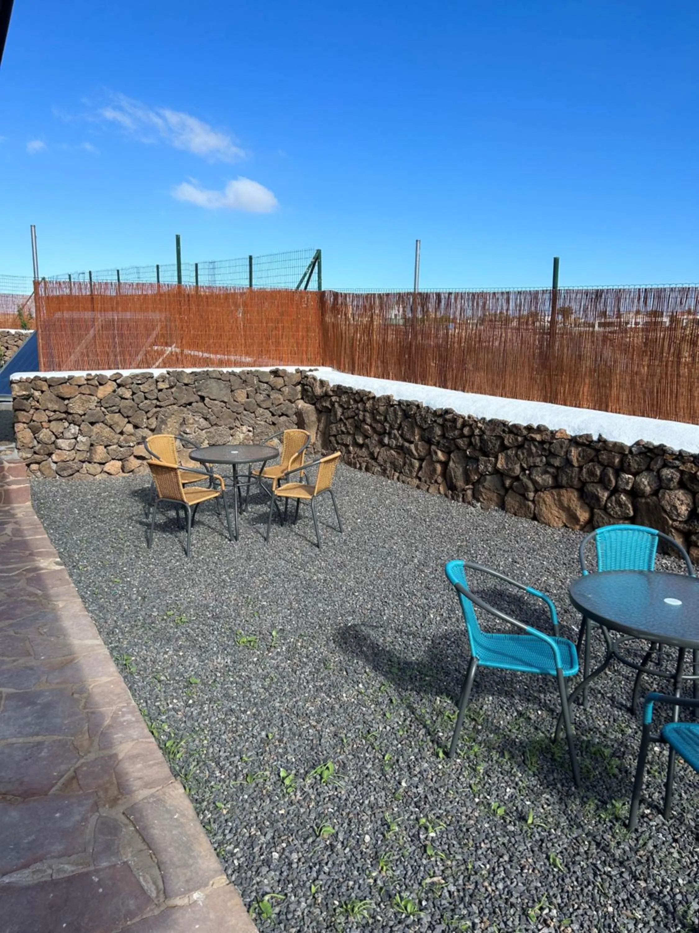 Patio in Hotel Rural Restaurante Mahoh