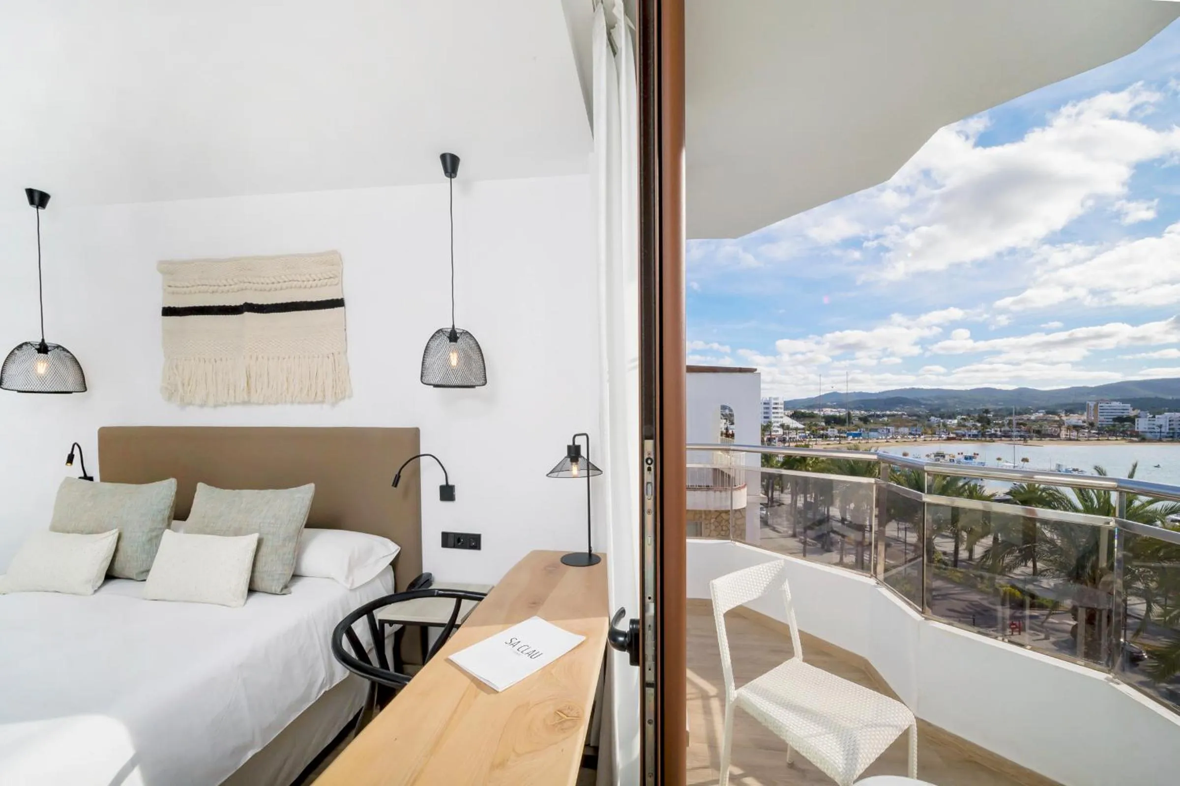 Bedroom, Bed in Hotel Sa Clau by Mambo