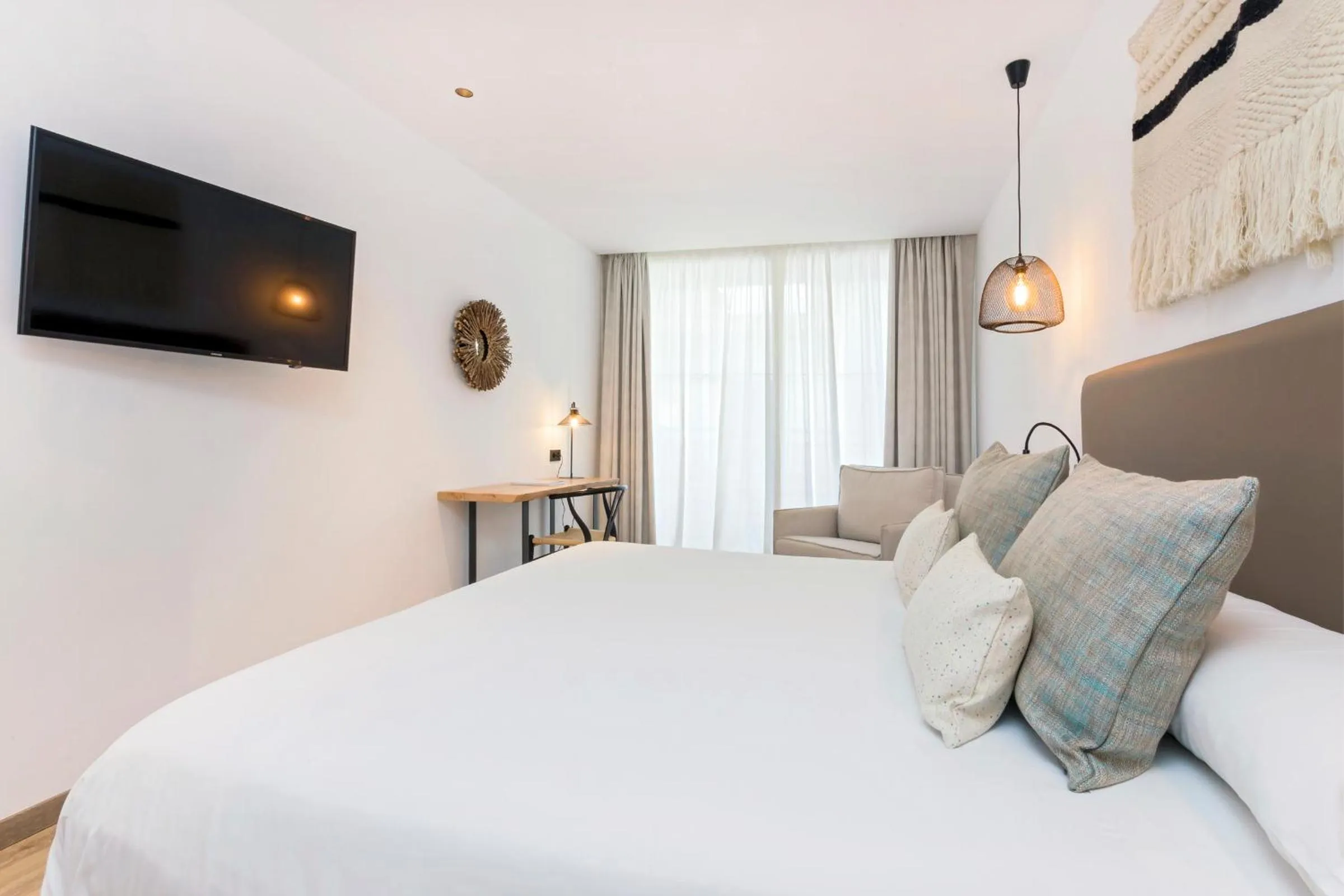 TV and multimedia, Bed in Hotel Sa Clau by Mambo