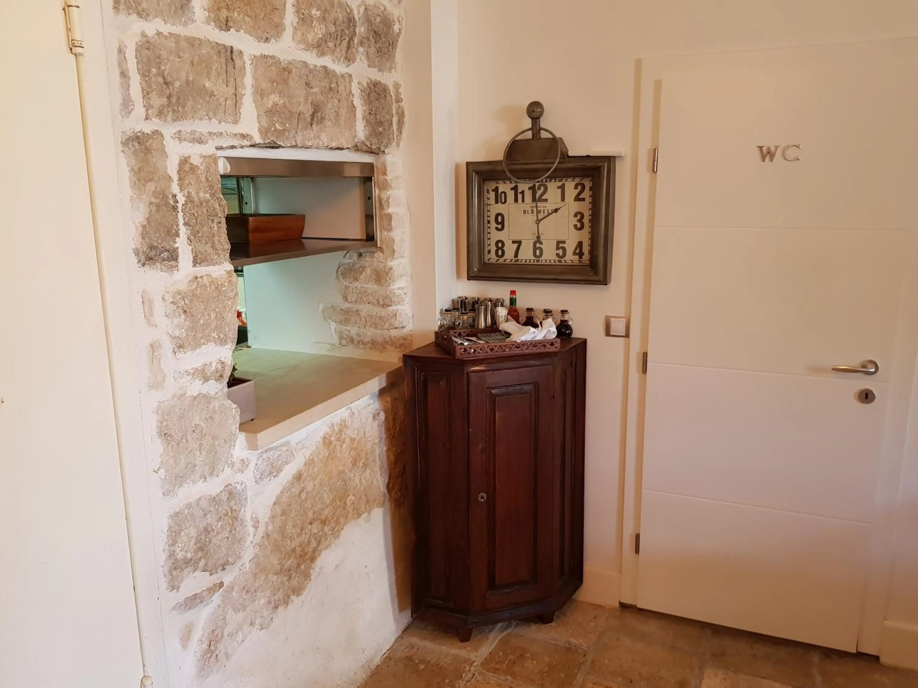 Facade/entrance in San Teodoro