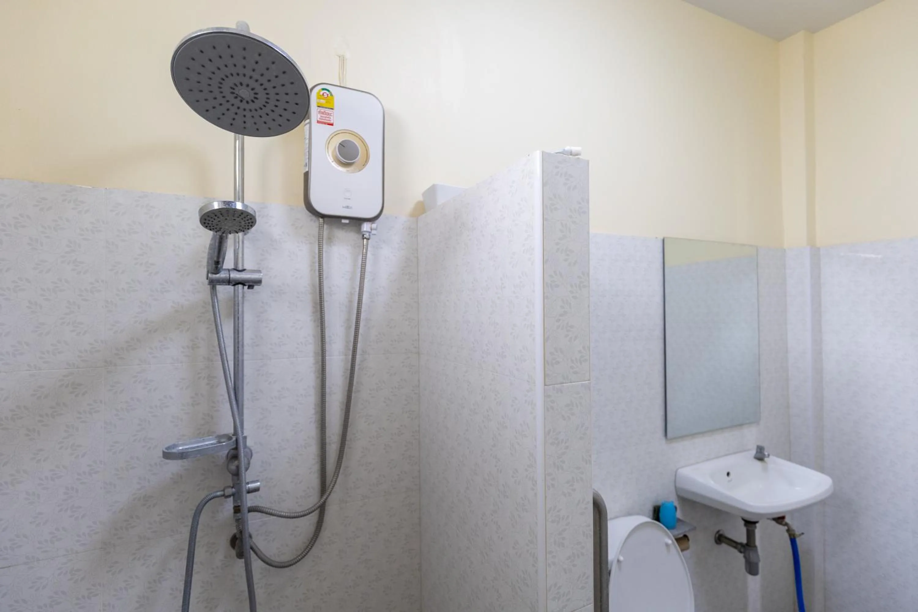 Shower in Narucha Farmstay