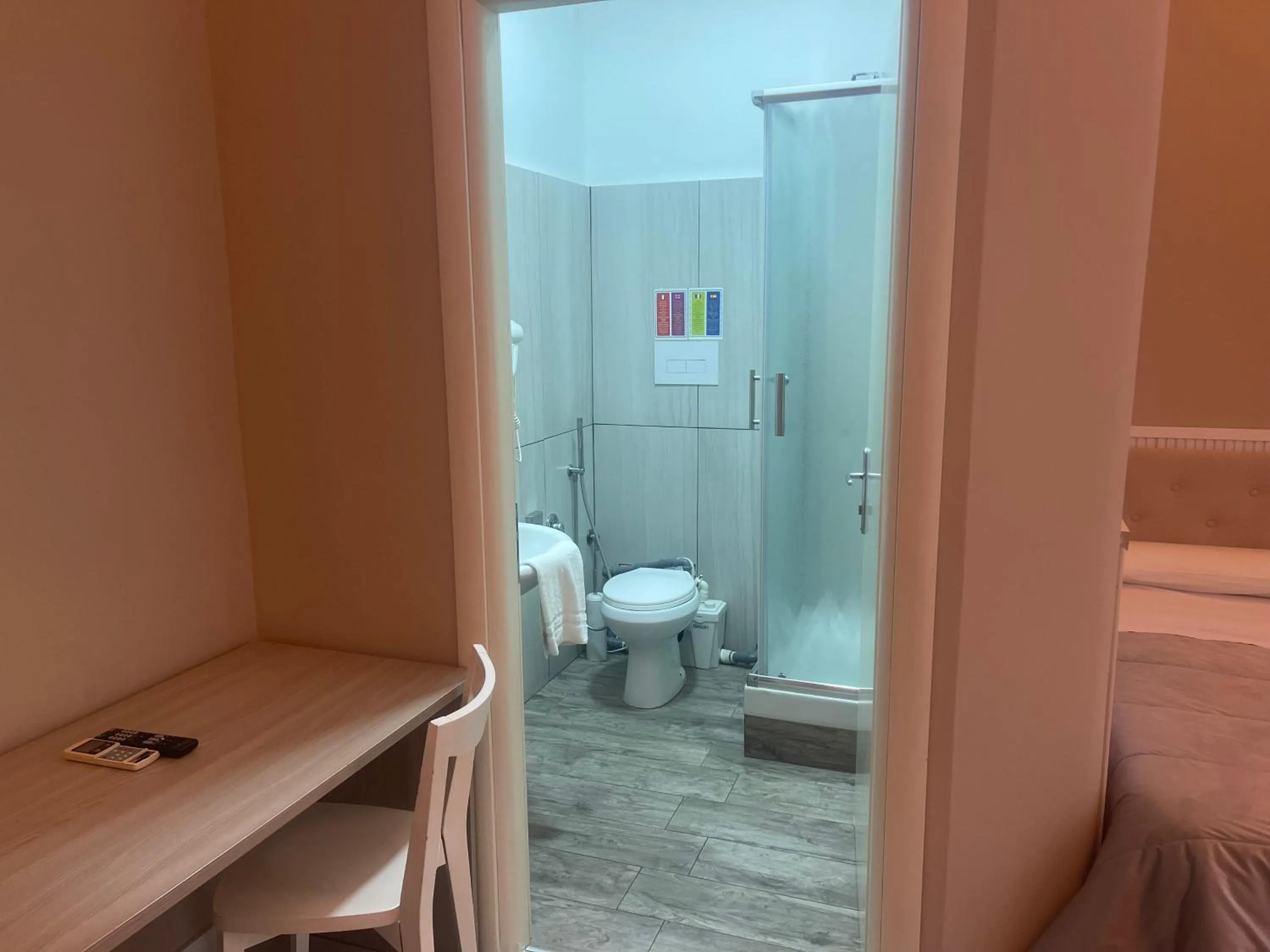 Shower in B&B Chez Moi