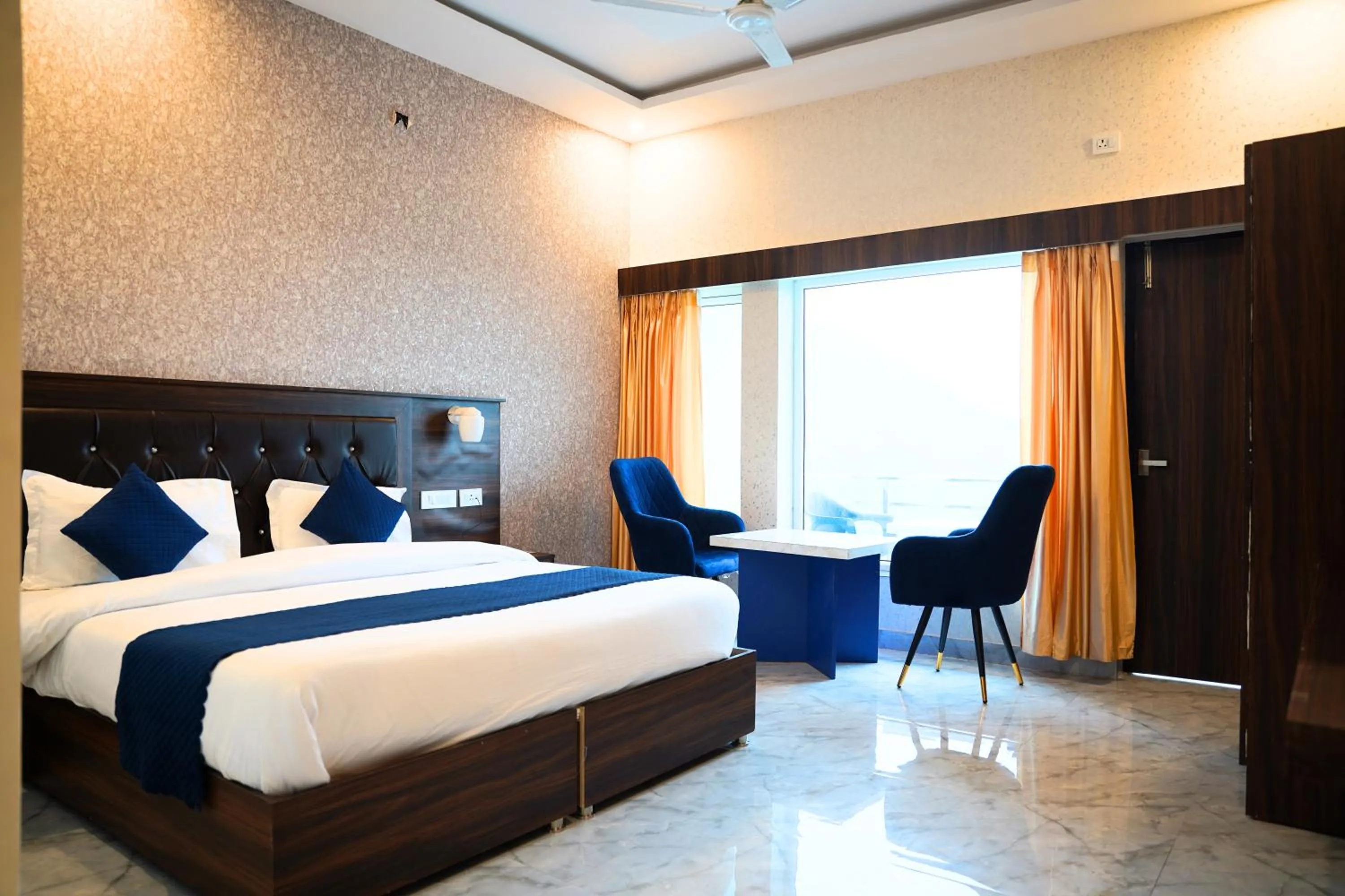 Bedroom in Hotel HSR Residency