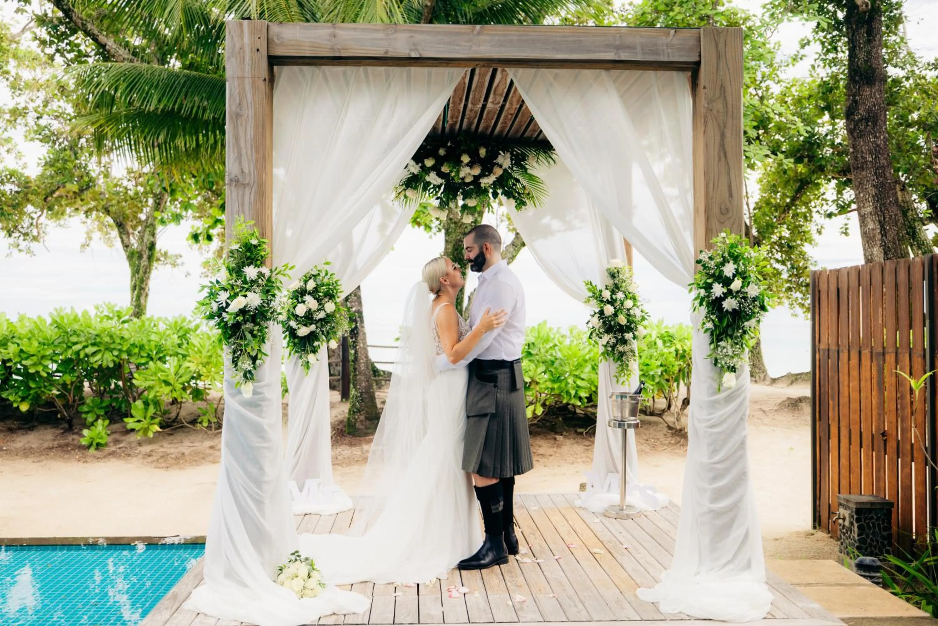 wedding in STORY Seychelles