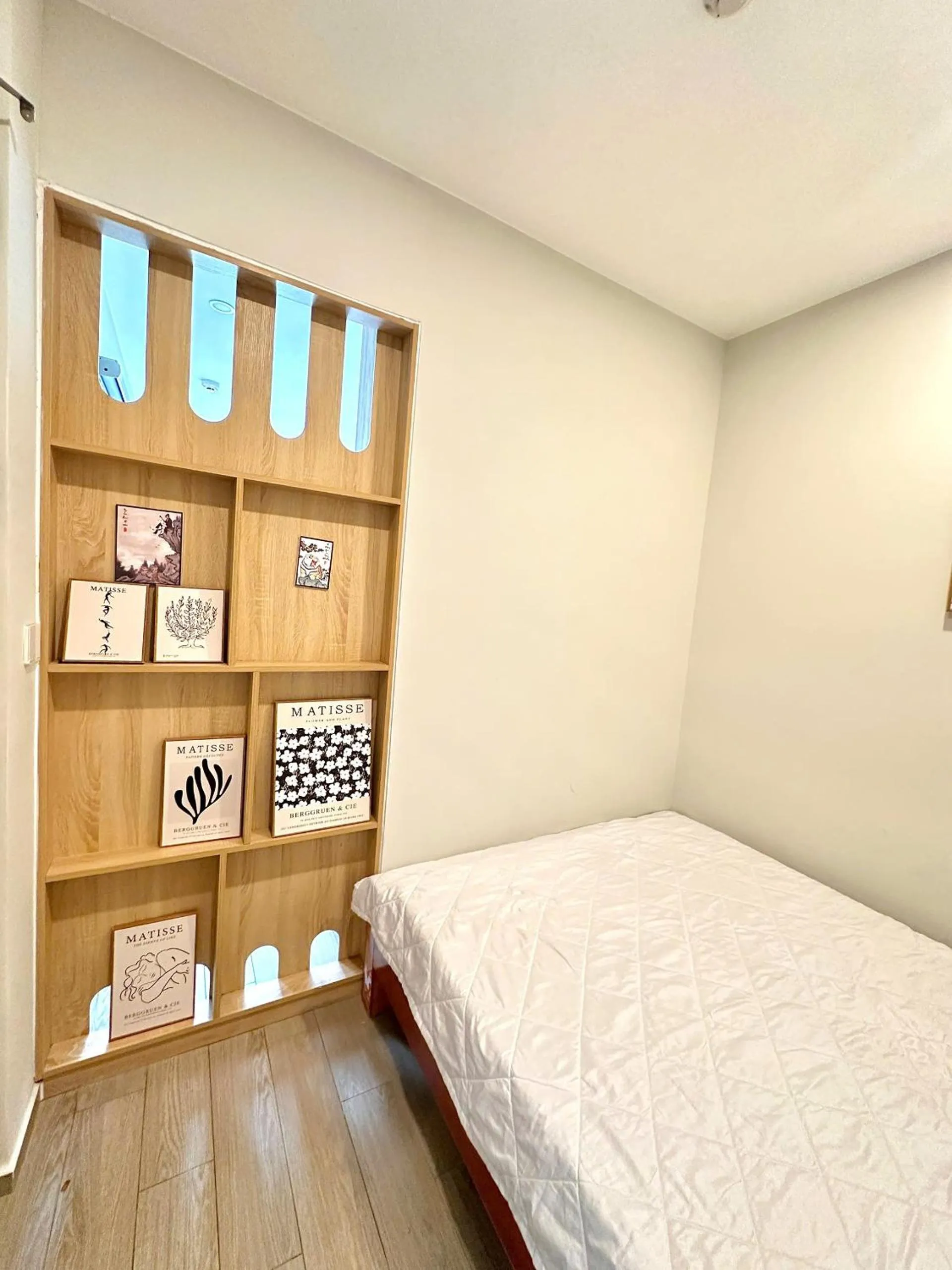 Bed in The Song Vung Tau Apartment