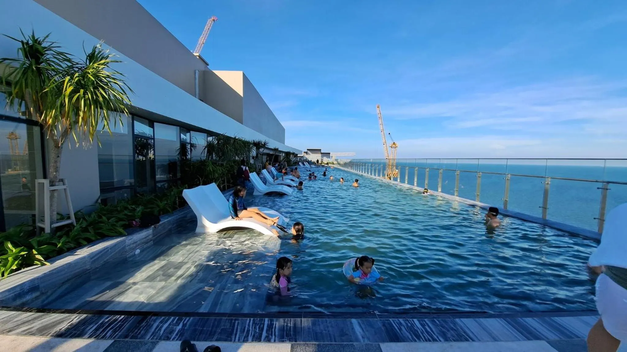 Swimming pool in The Song Vung Tau Apartment