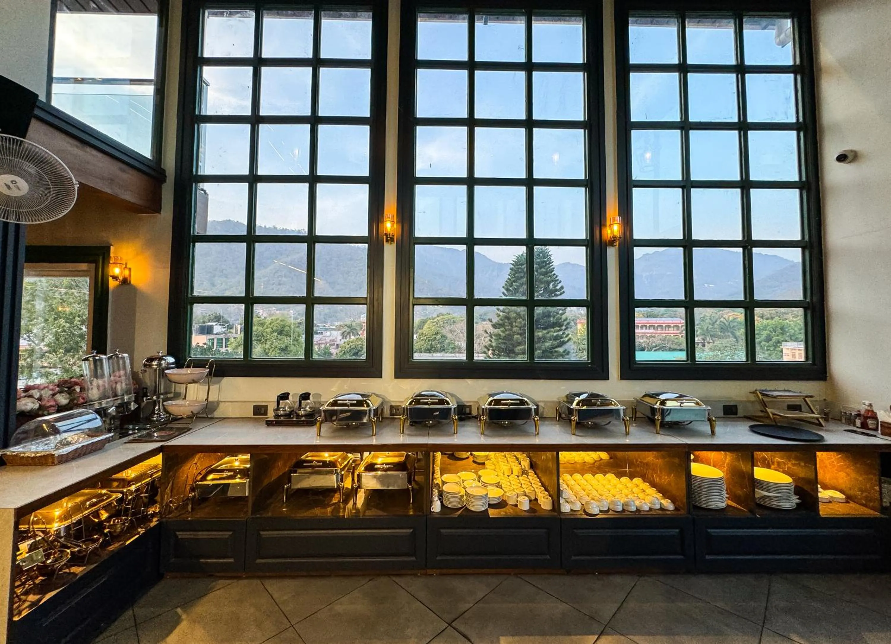 Buffet breakfast in Hotel Green View - Behind Pramarth Niketan