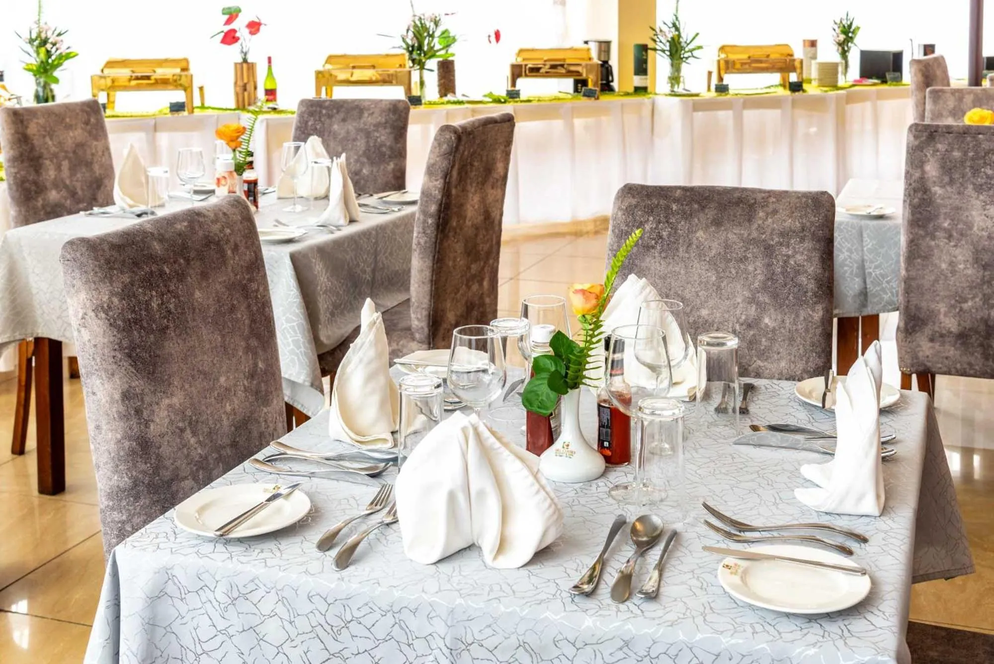 Restaurant/places to eat in Hillcourt Resort and Spa