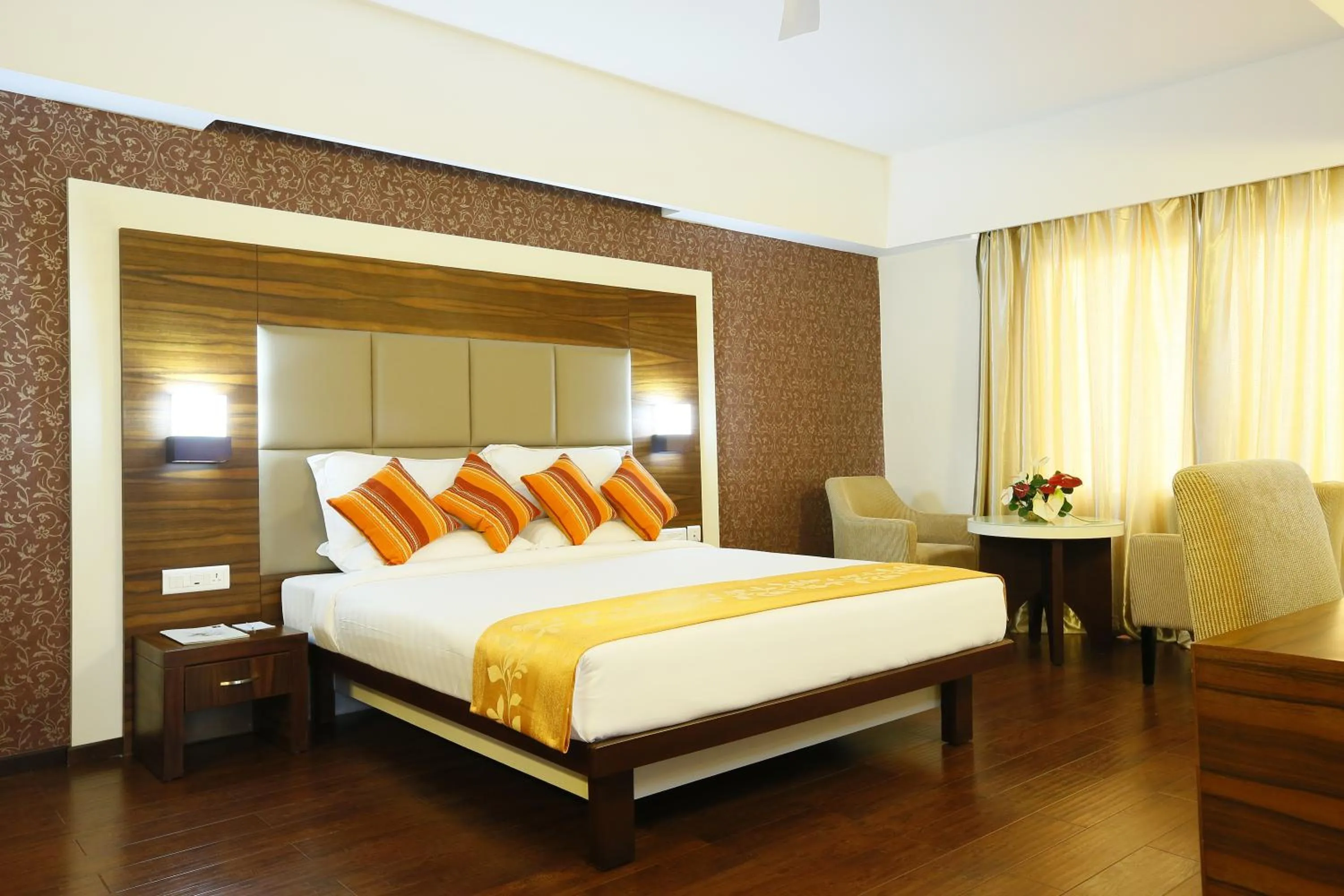 Bedroom in Hotel Moonlit Regency