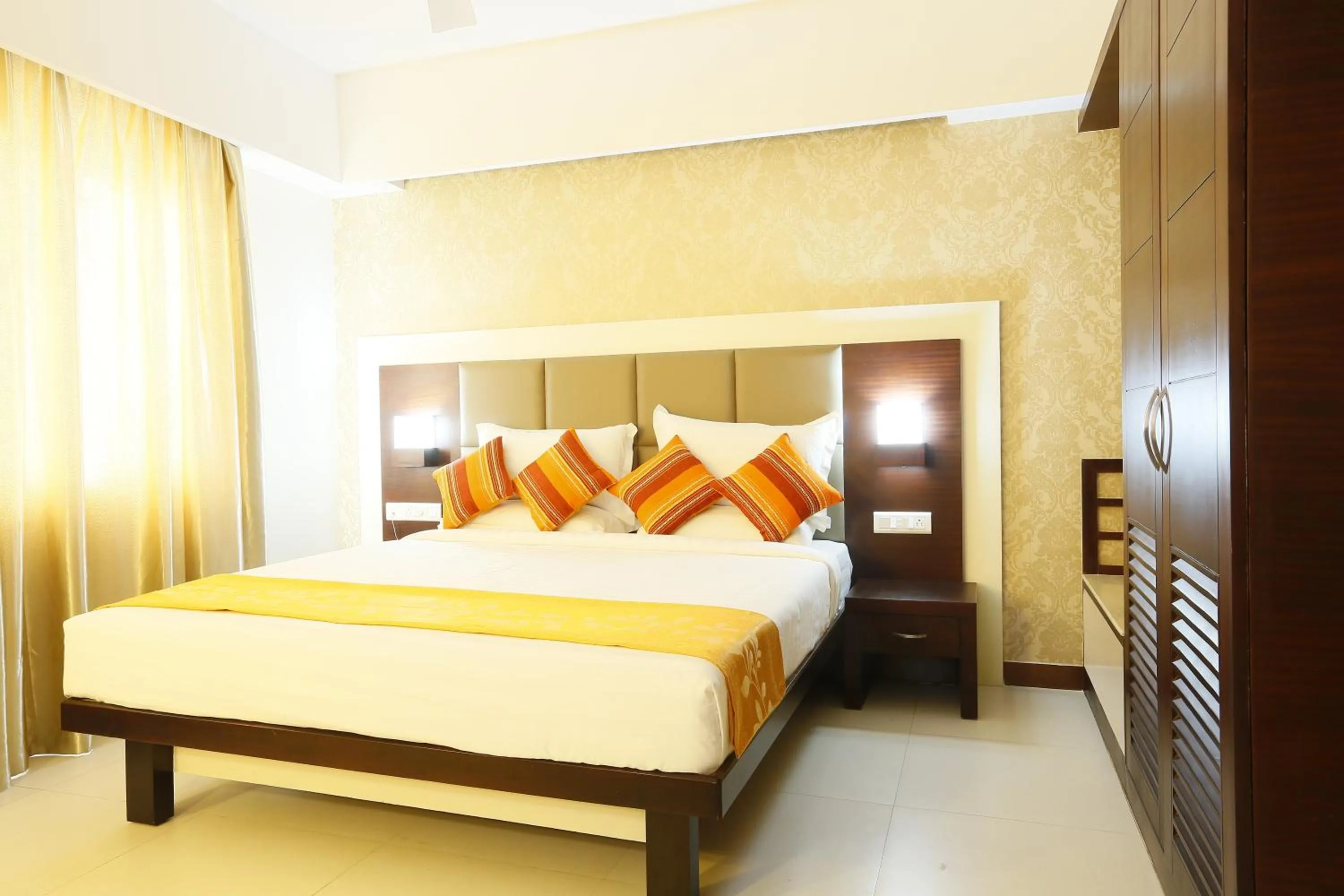 Bedroom in Hotel Moonlit Regency