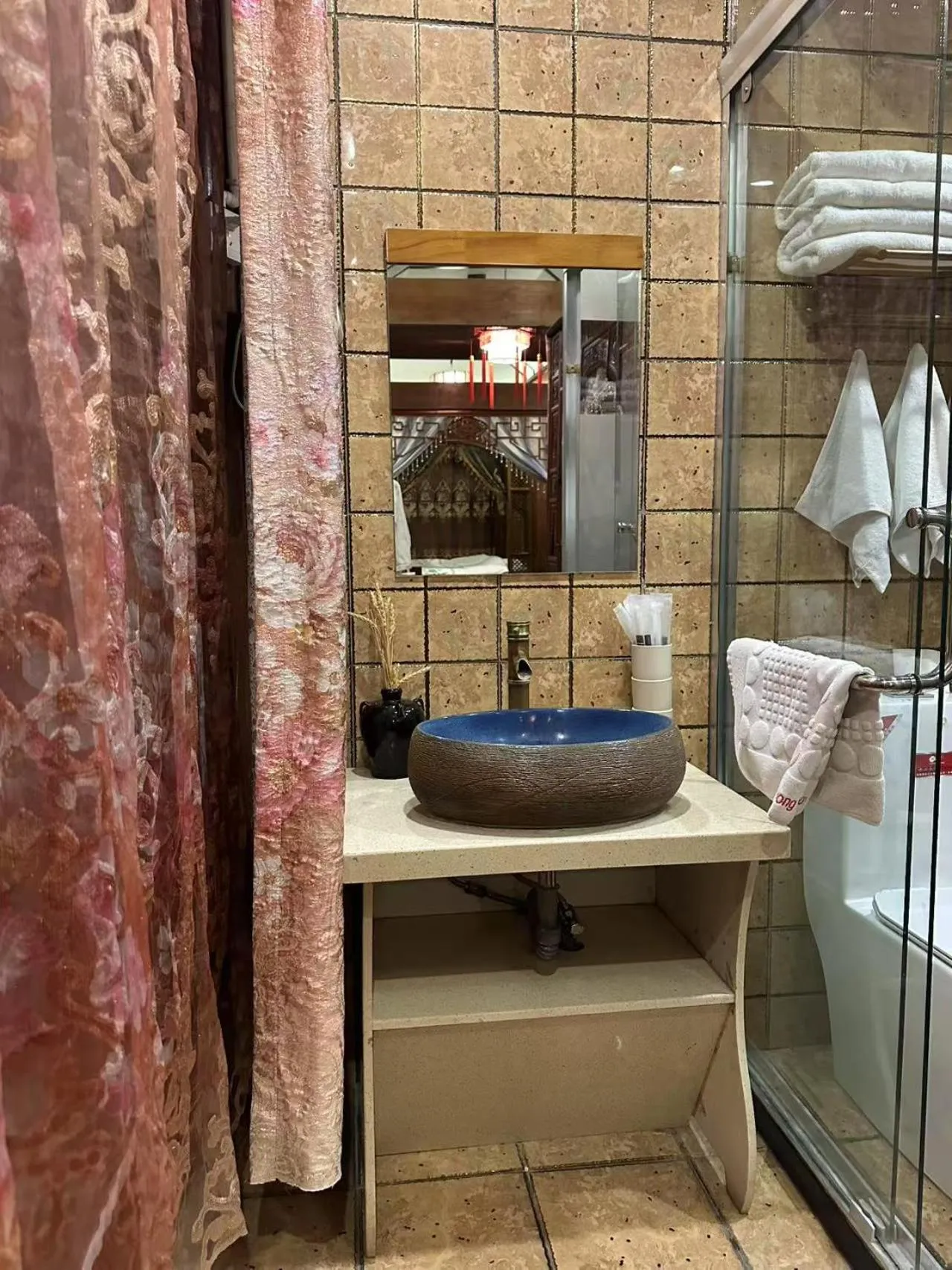 Pingyao HongJingYuanGuesthouse