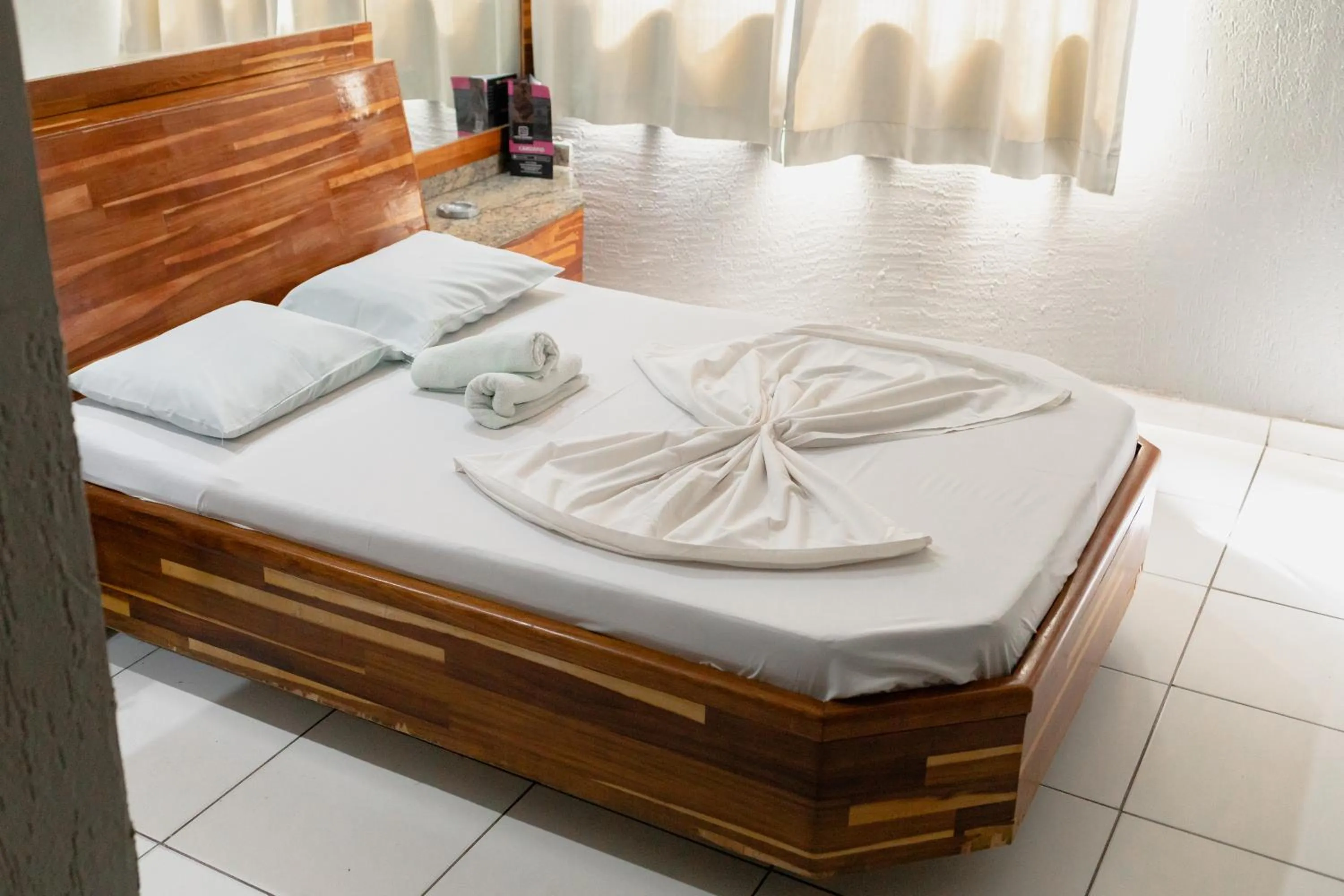 Bedroom, Bed in Hotel Avenida