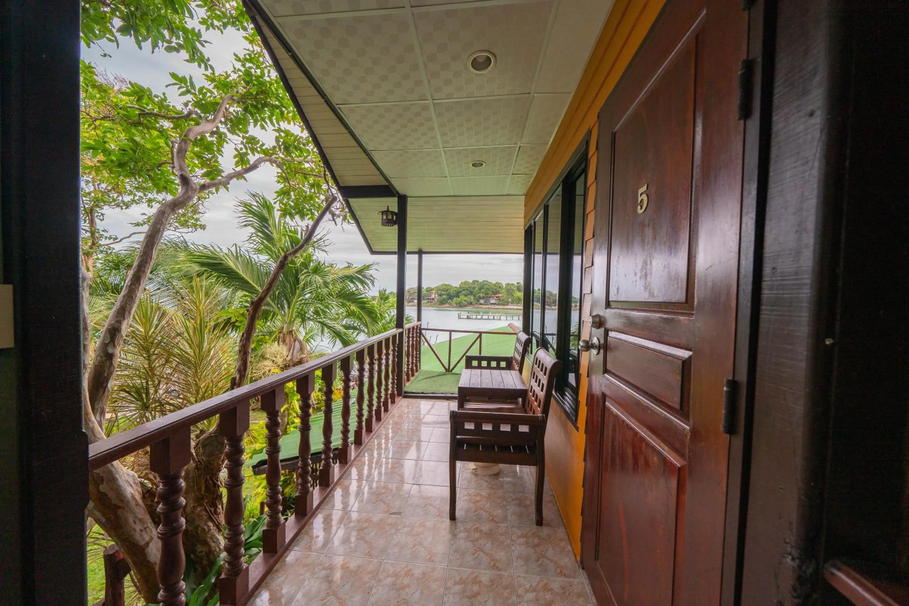 Balcony/Terrace in Tongta Phaview Resort