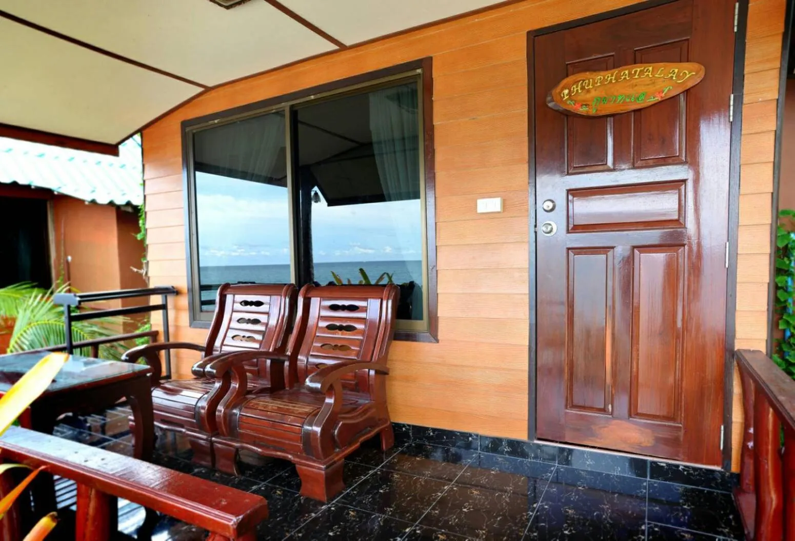 Patio in Tongta Phaview Resort