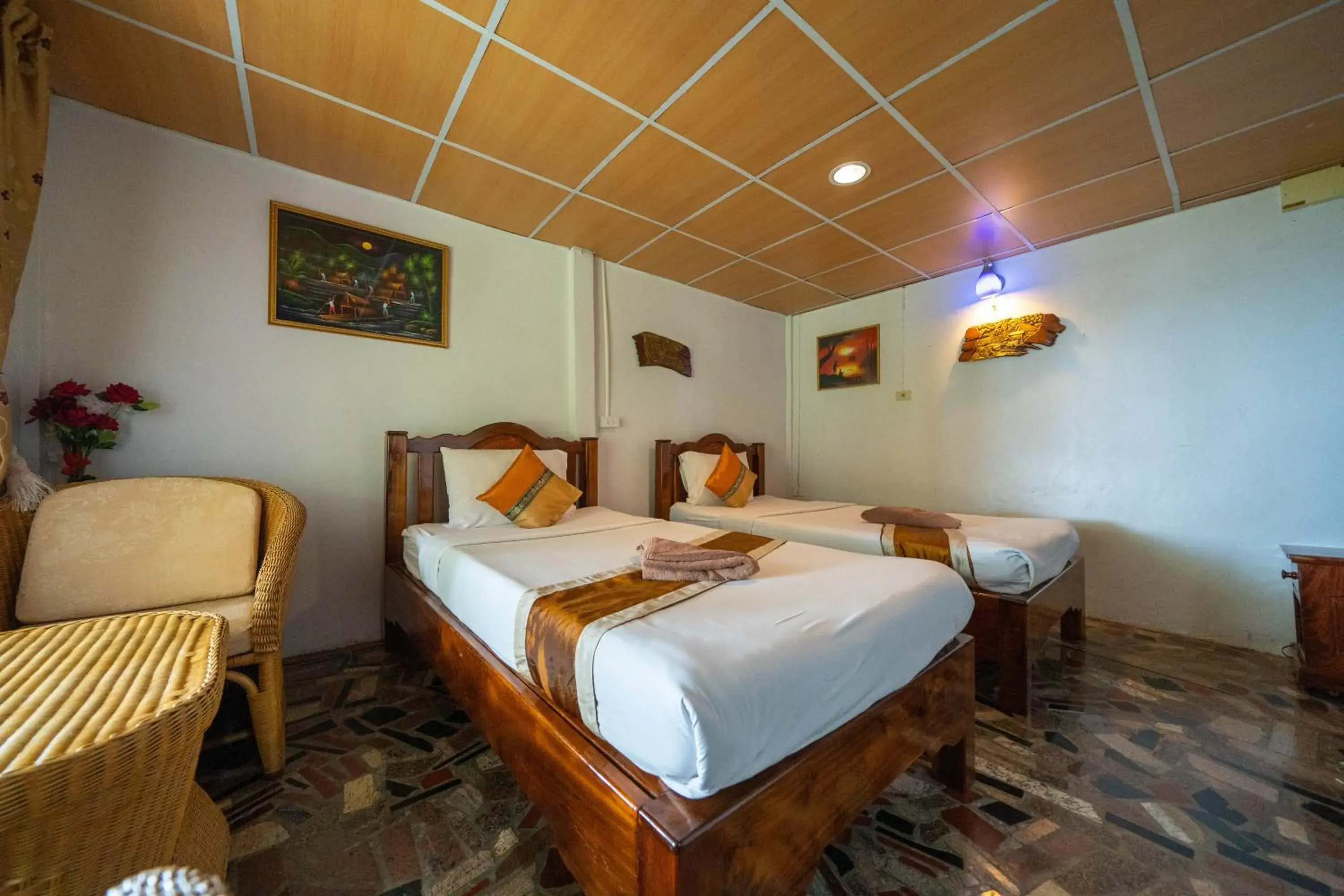 Standard Twin Room in Tongta Phaview Resort Standard Twin Room in Tongta Phaview Resort