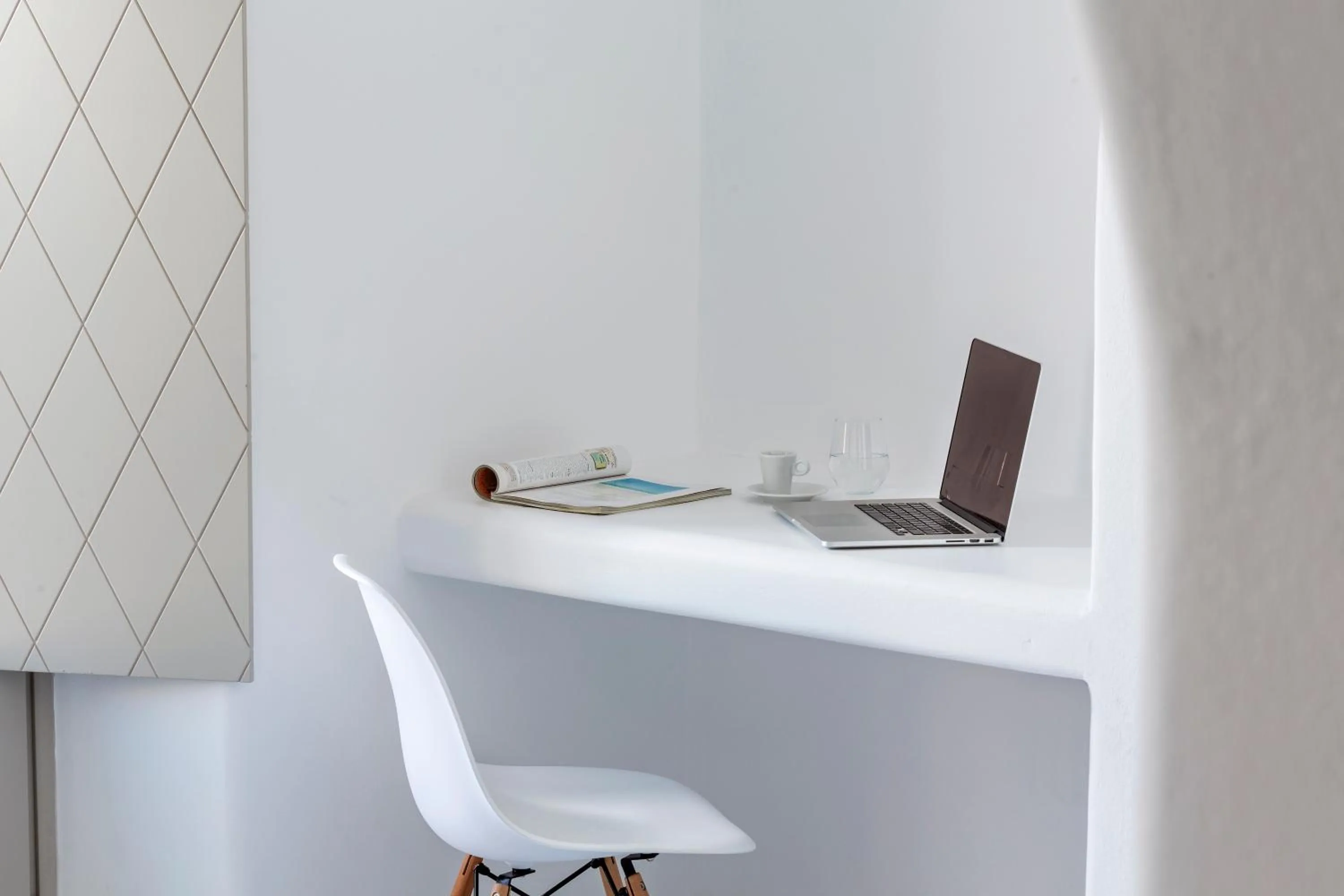 Living room in Skyfall Suites - Adults Only