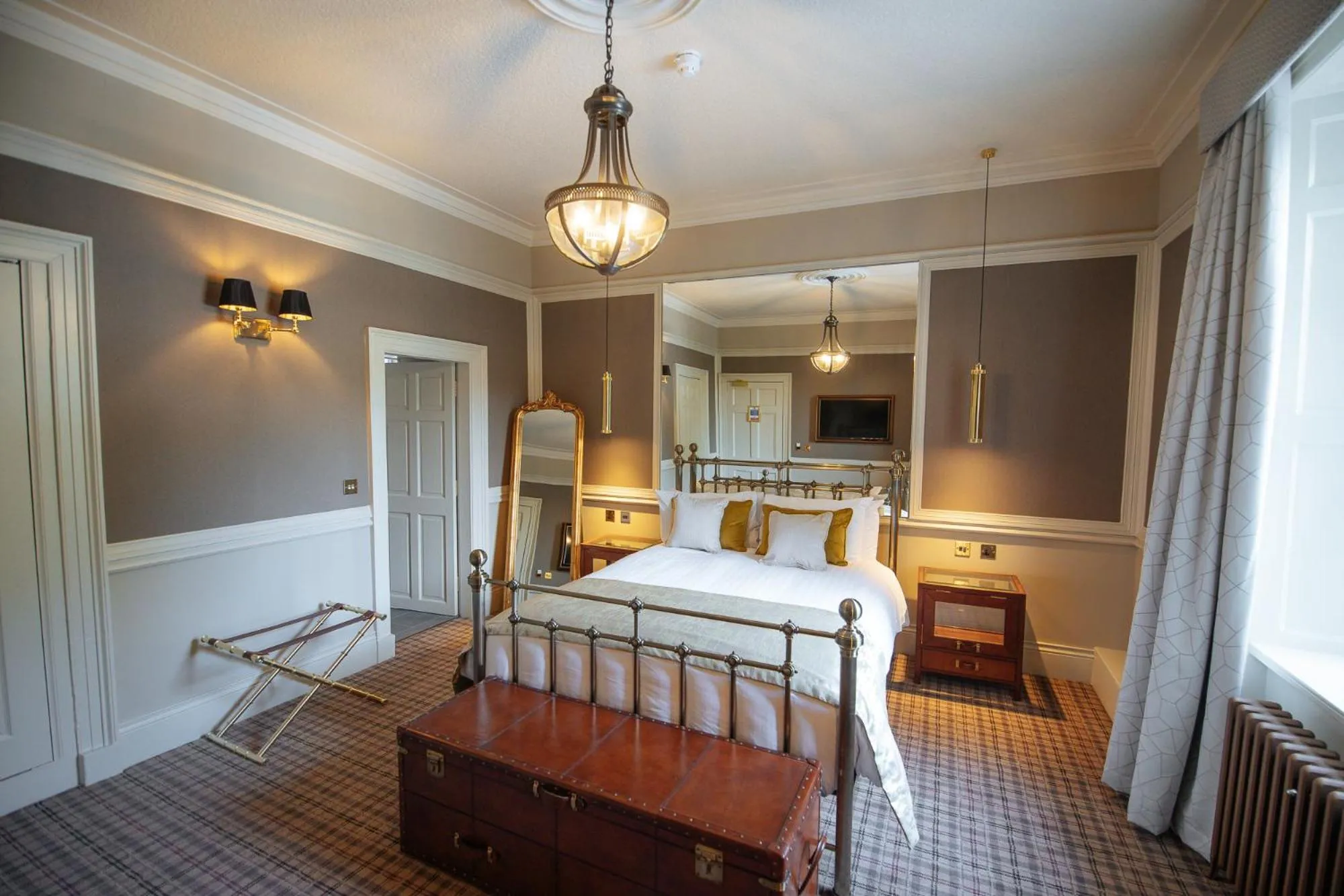 Bedroom, Bed in Cornhill Castle