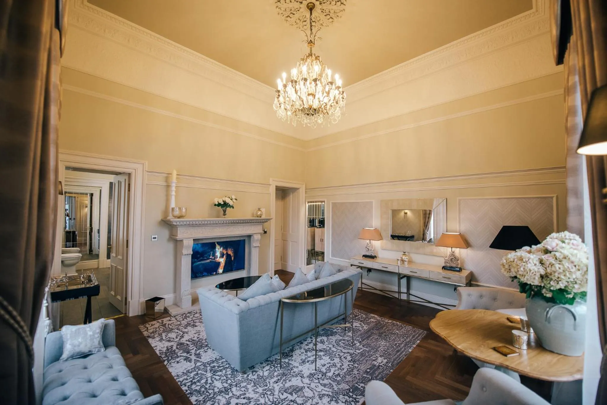 Living room in Cornhill Castle