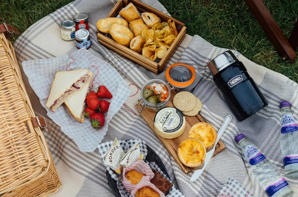 Continental breakfast in Cornhill Castle
