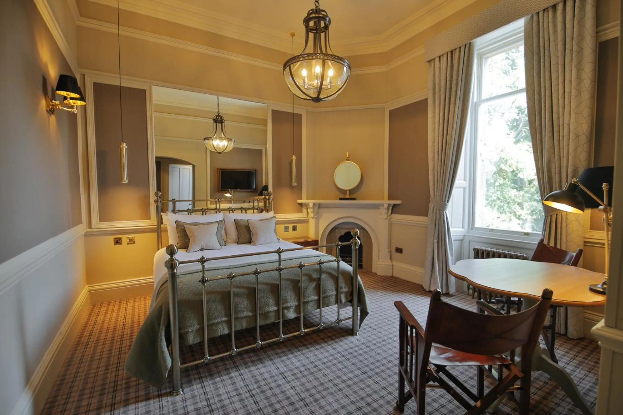 Bedroom, Bed in Cornhill Castle