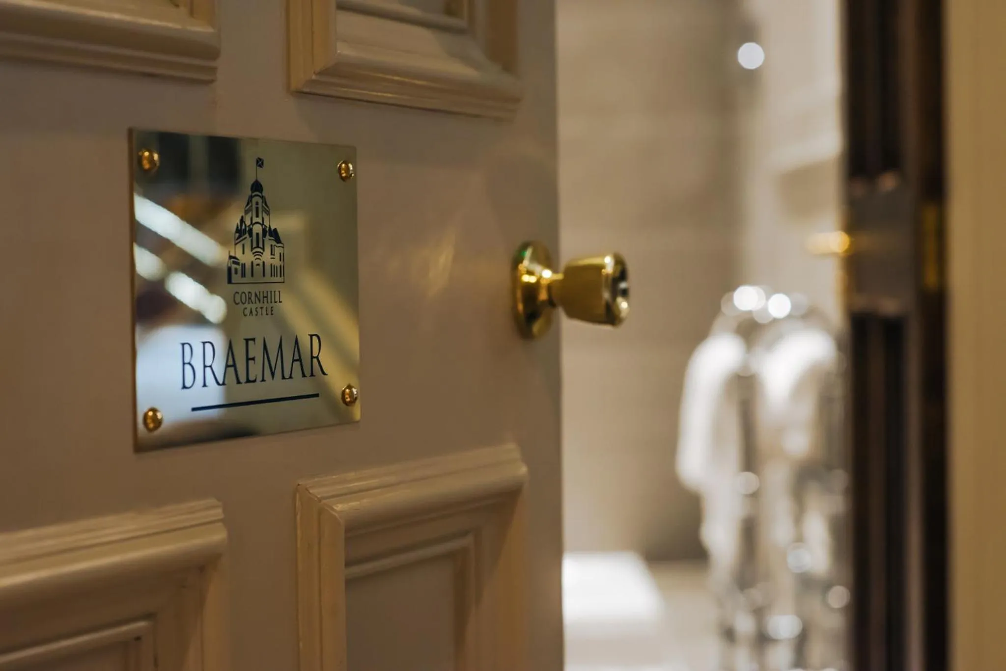 Bedroom in Cornhill Castle