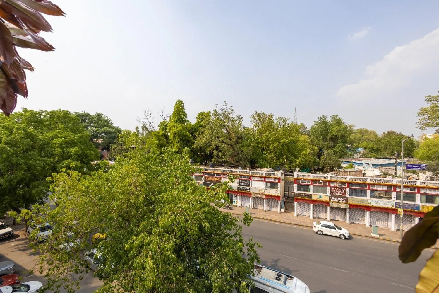 Day in Saltstayz Autograph - Connaught Place