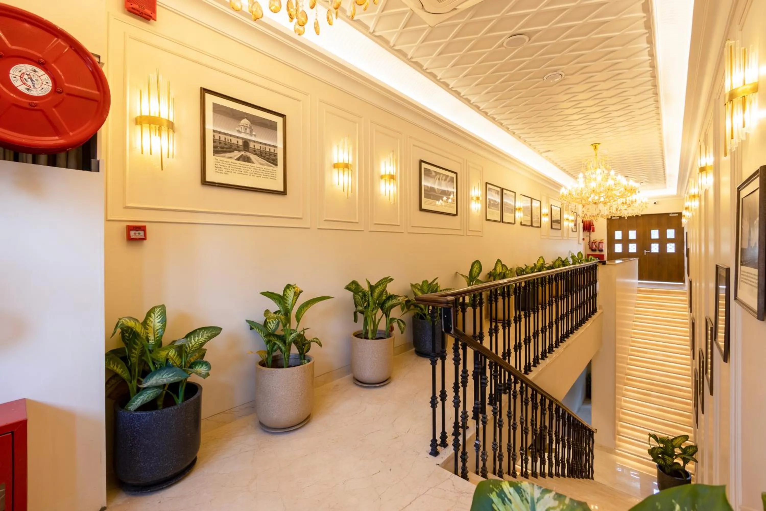 Decorative detail in Saltstayz Autograph - Connaught Place